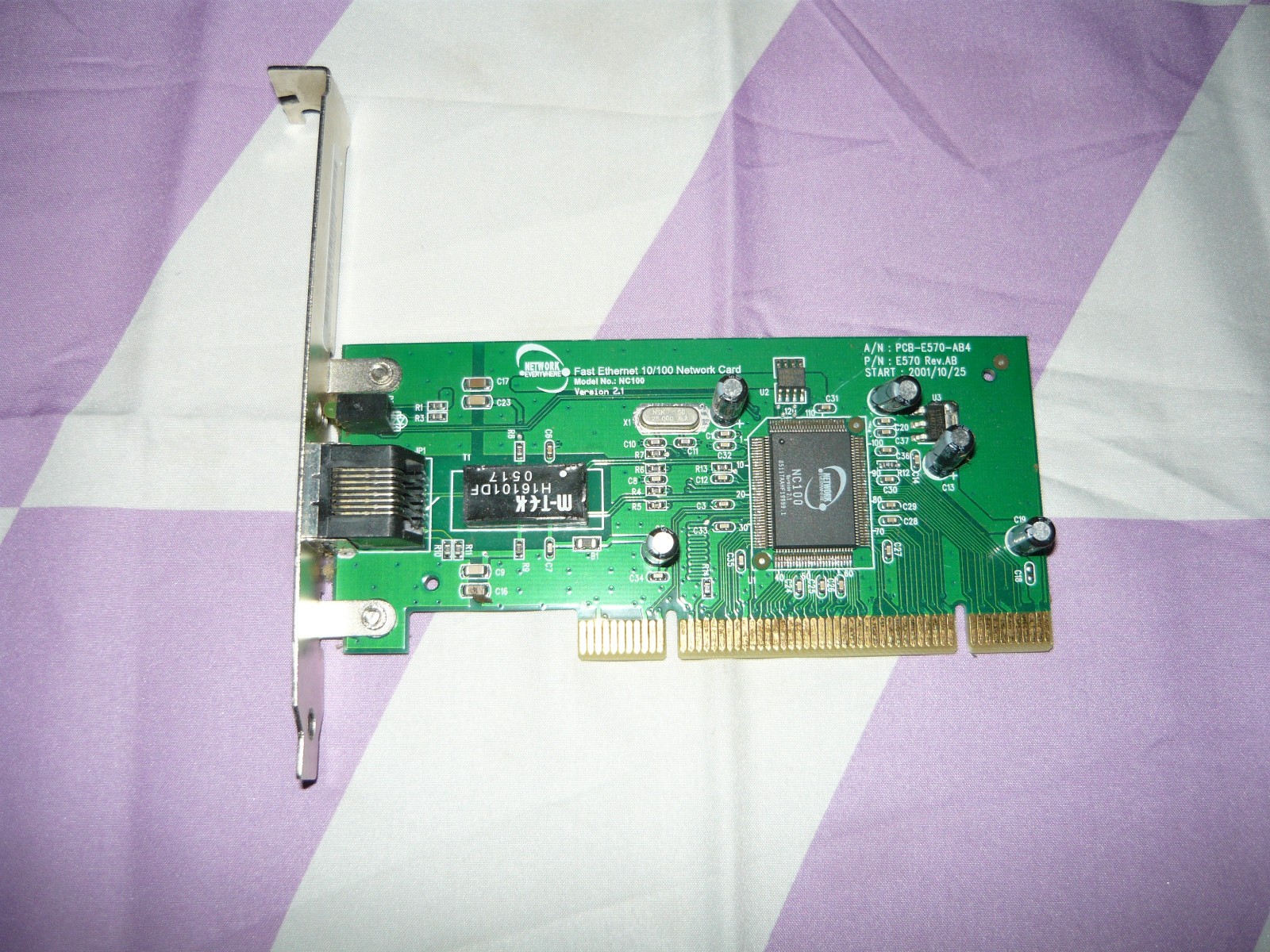 Vintage Network Everywhere Fast Ethernet 10/100 Network Card NC100 Used
