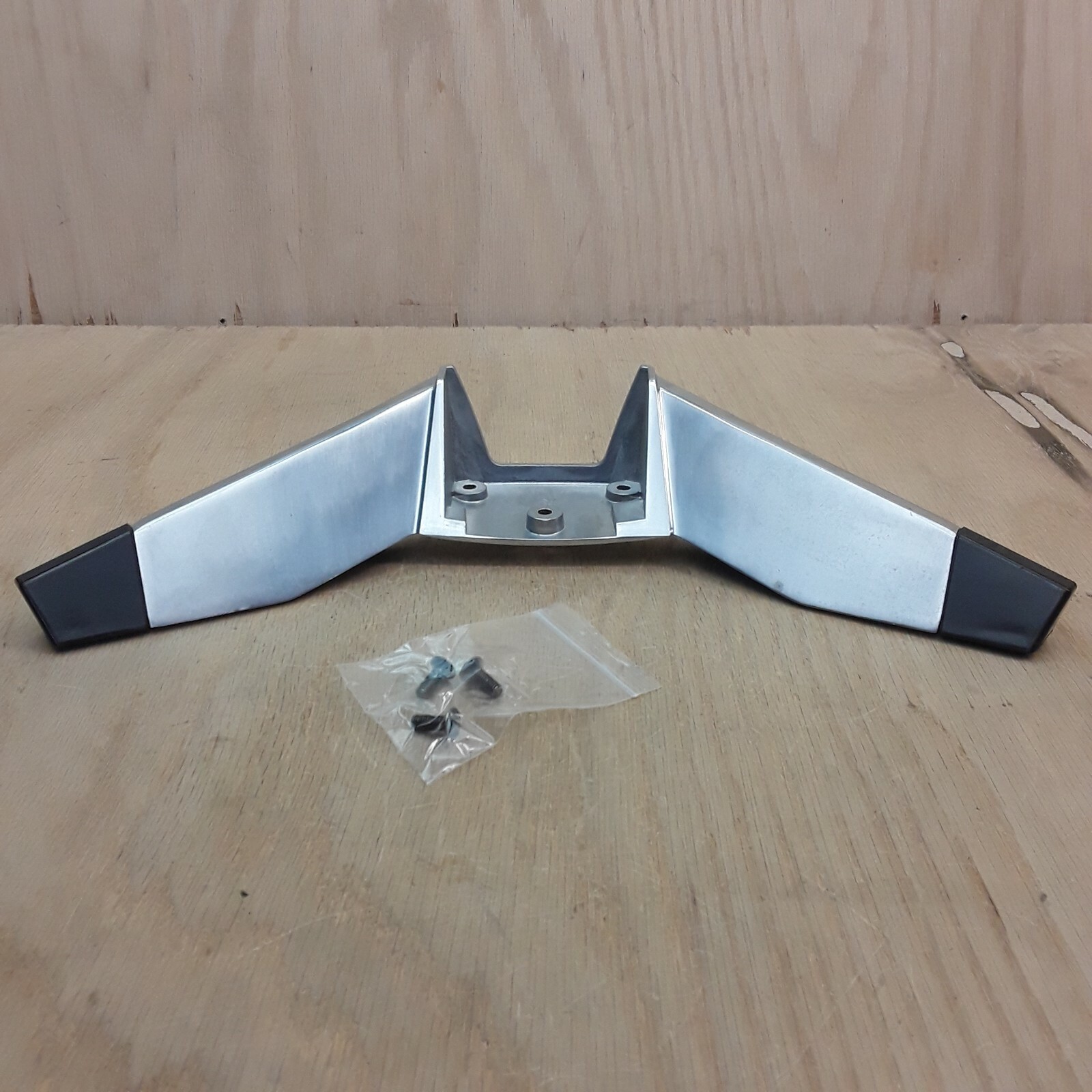 Ergotron WorkFit-S Replacement REAR STAND V Shape with SCREWS