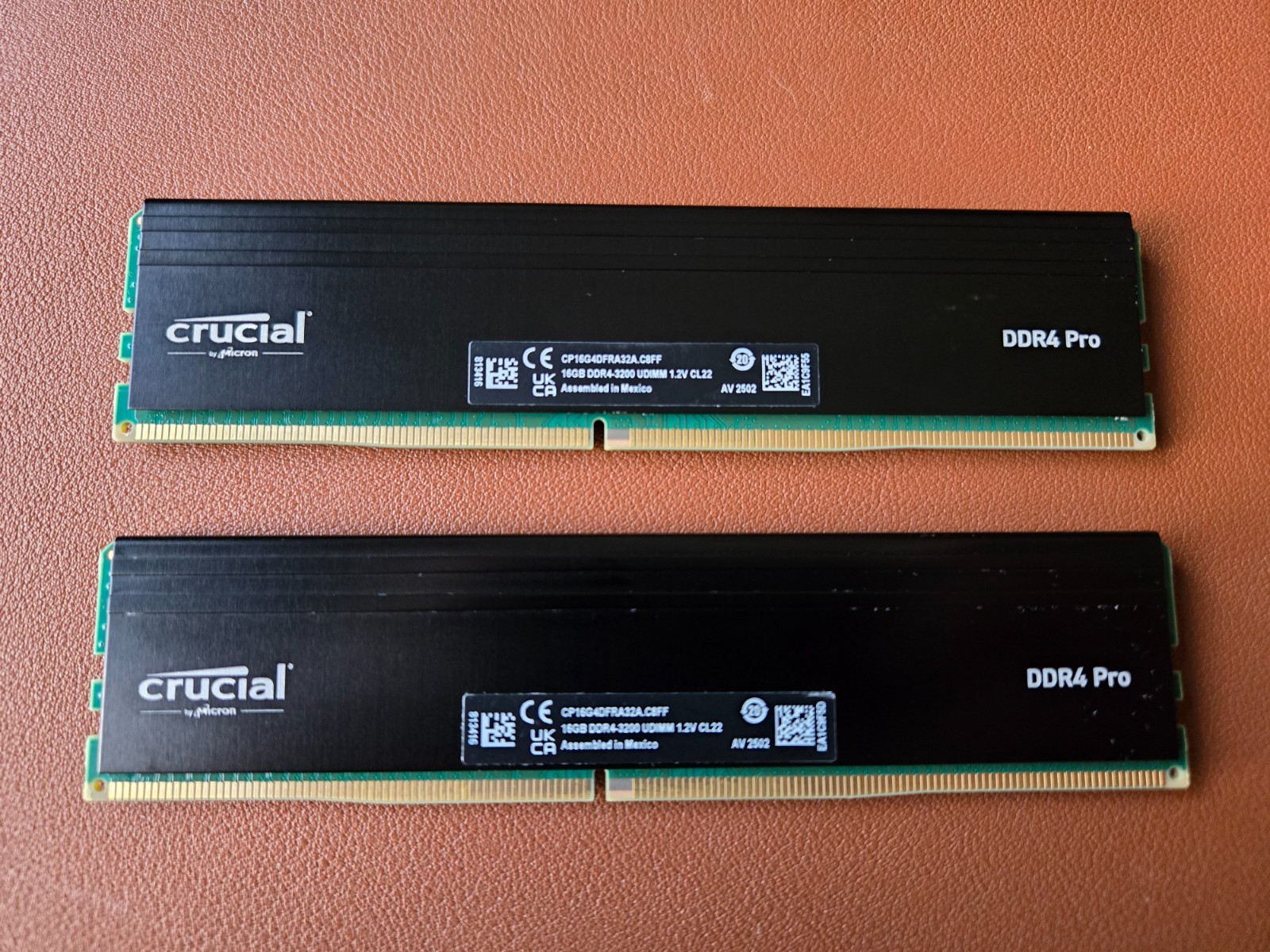 Crucial CP2K16G4DFRA32A 32GB DDR4 Memory Module (2 x 16 GB)