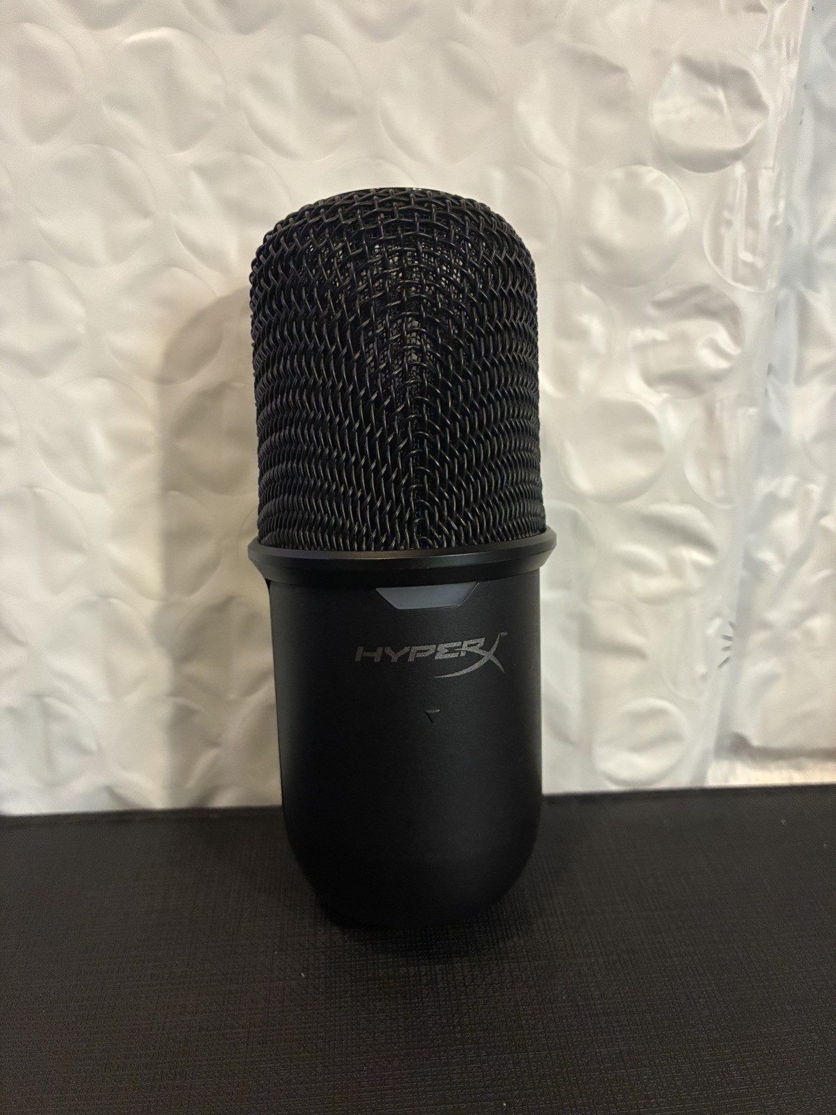 HyperX SoloCast USB Gaming Microphone Condenser Microphone “no cords”