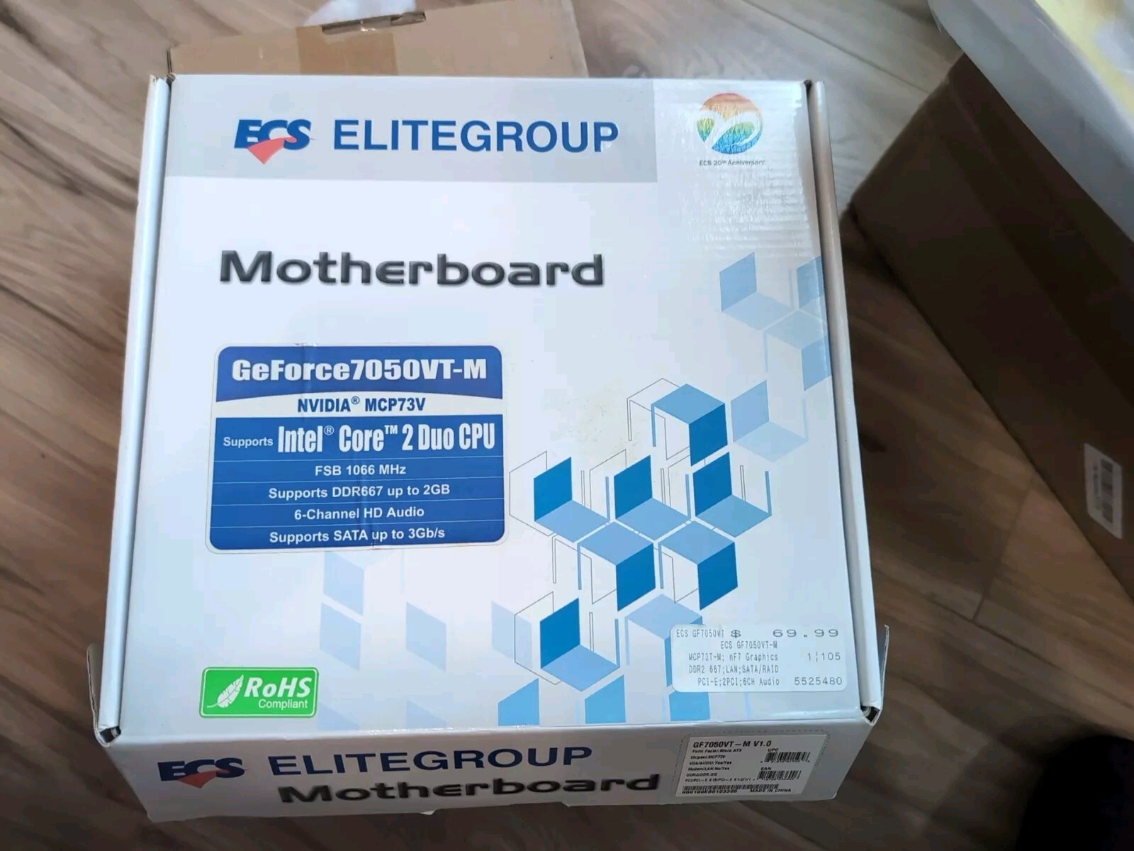 ECS GF7050VT-M Socket 775 GeForce7050 mATX Motherboard