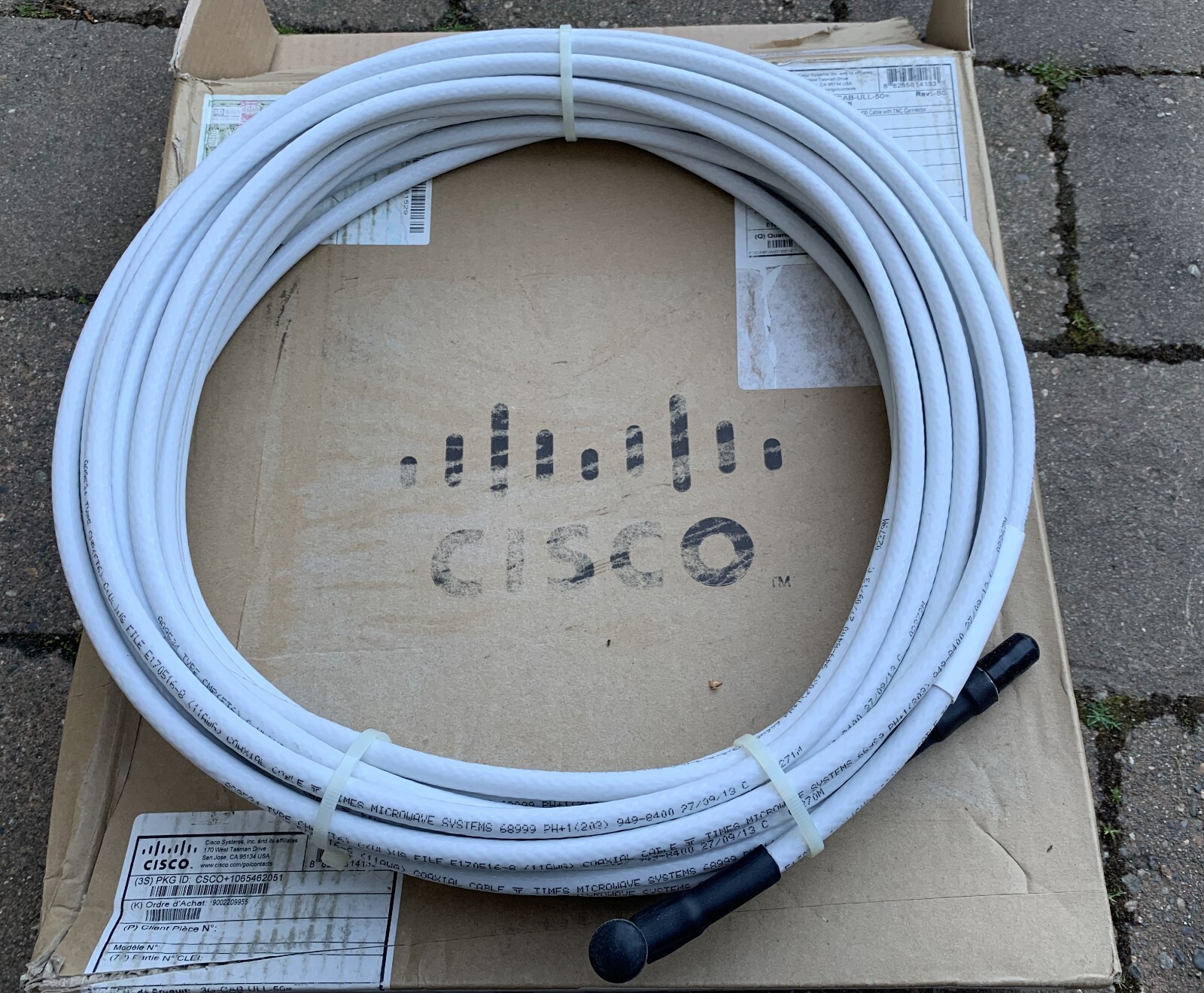 Cisco 3G-CAB-ULL-50 = 50-ft LMR 400 Cable BUNDLE w/CISCO 3G-ANTM1916-CM