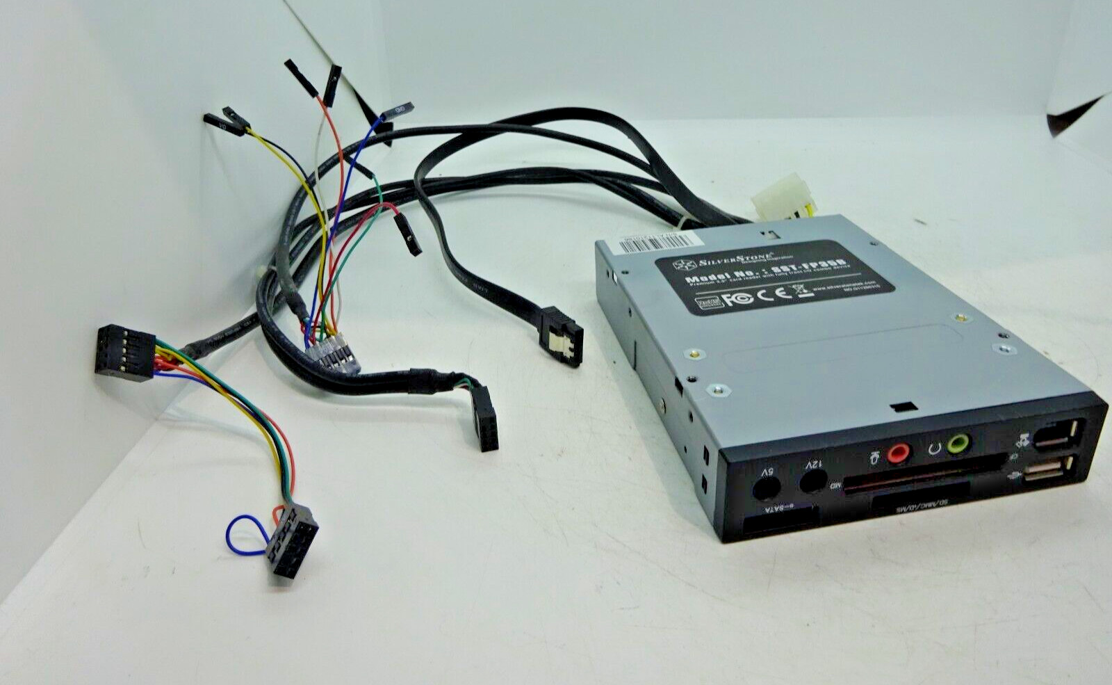 SILVERSTONE SST-FP35B CARD READER USB 2.0 INTERNAL CARD READER ALL IN ONE#NT3910