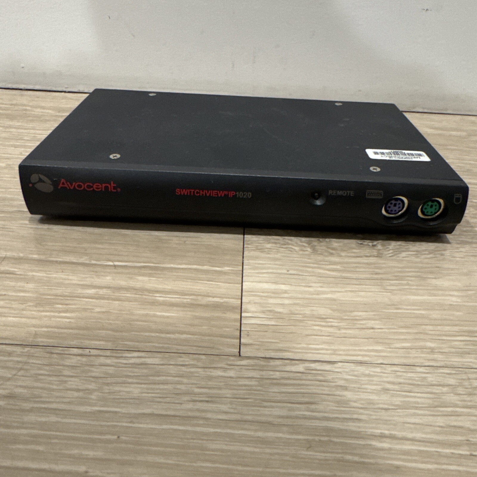 AVOCENT SwitchView IP 1020 SVIP1020