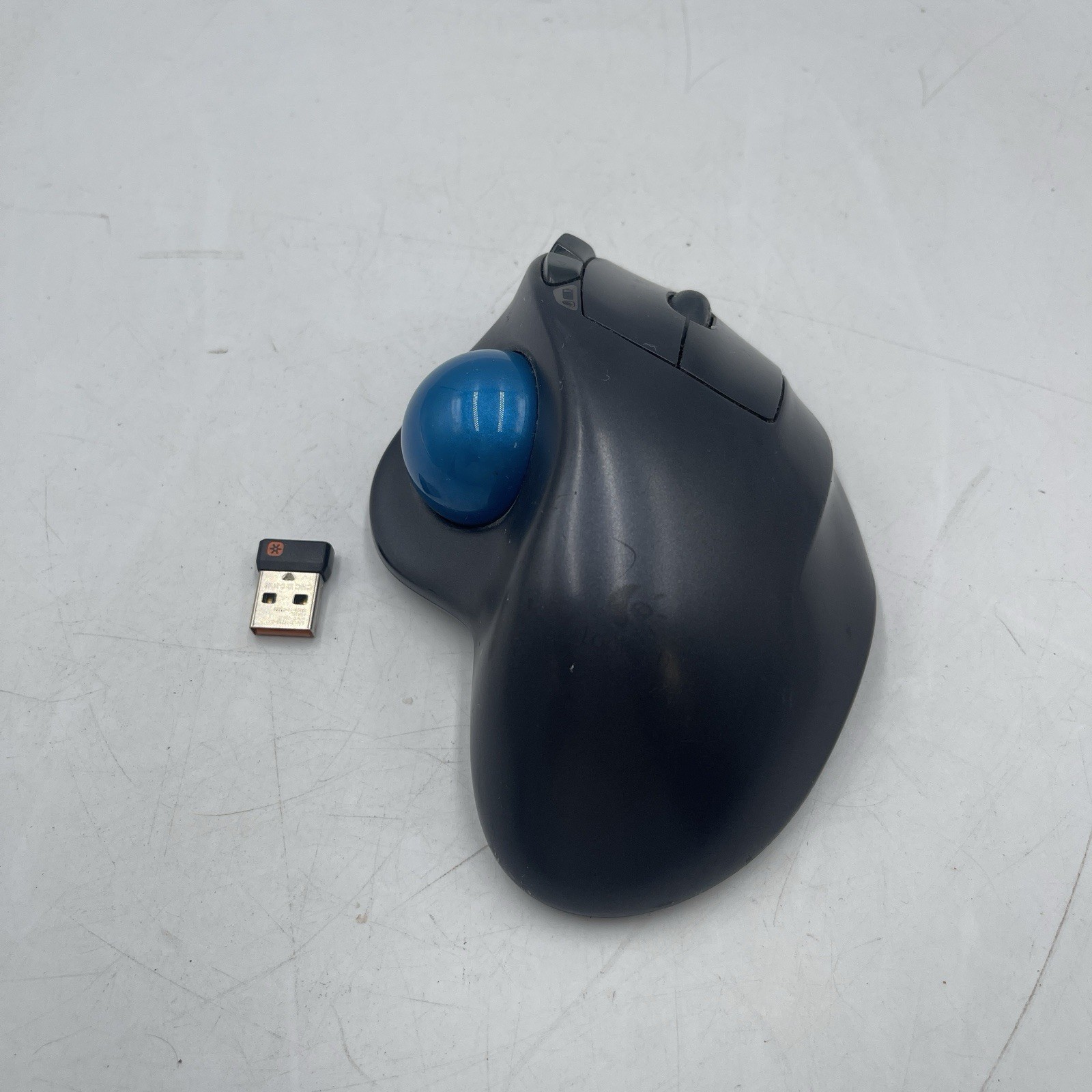 Logitech M570 Wireless Trackball Mouse W/ Unifying Receiver - Excellent Cond.