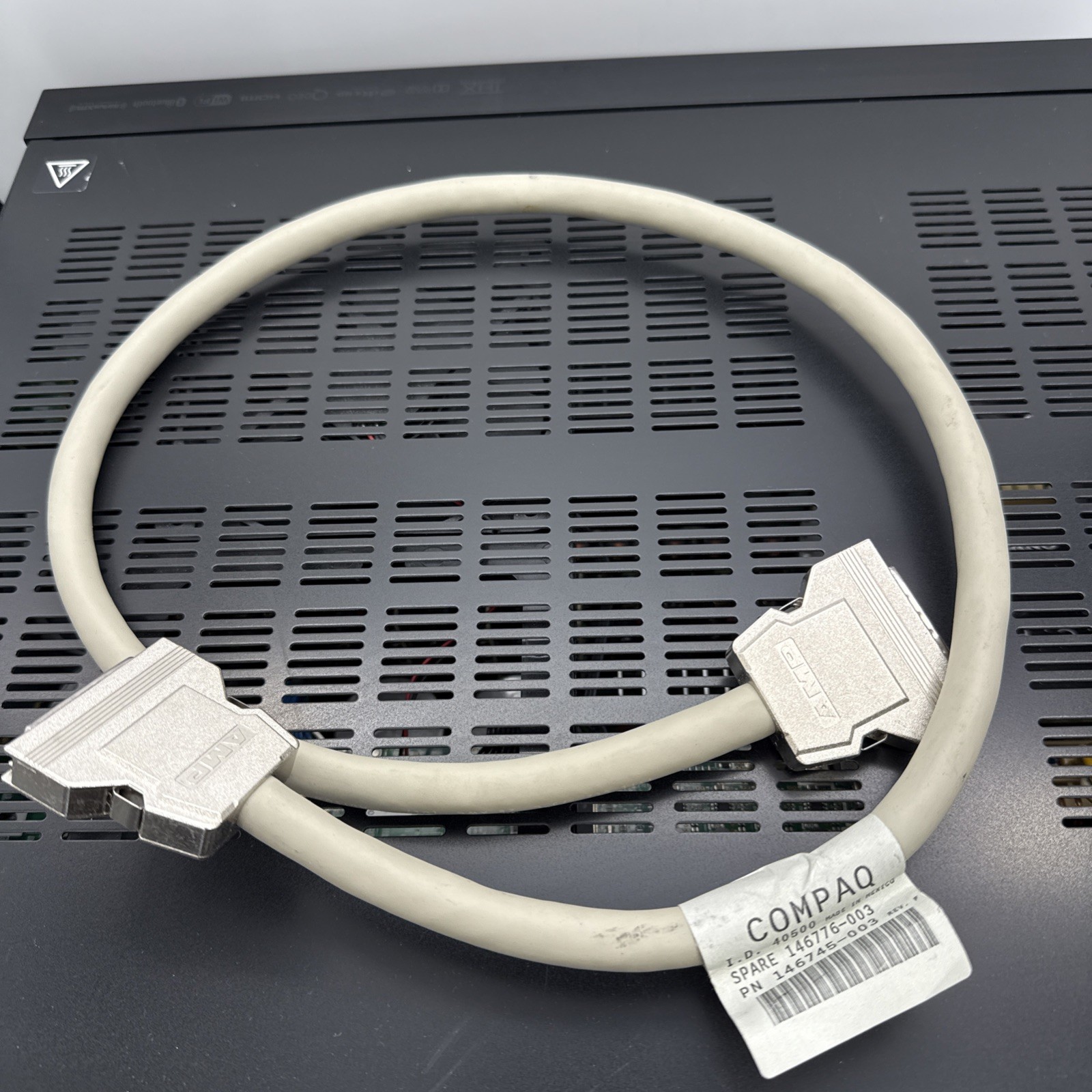Vintage Compaq External SCSI Cable 146745-003 / Spare 146776-003 ~ 3ft (B7:21)