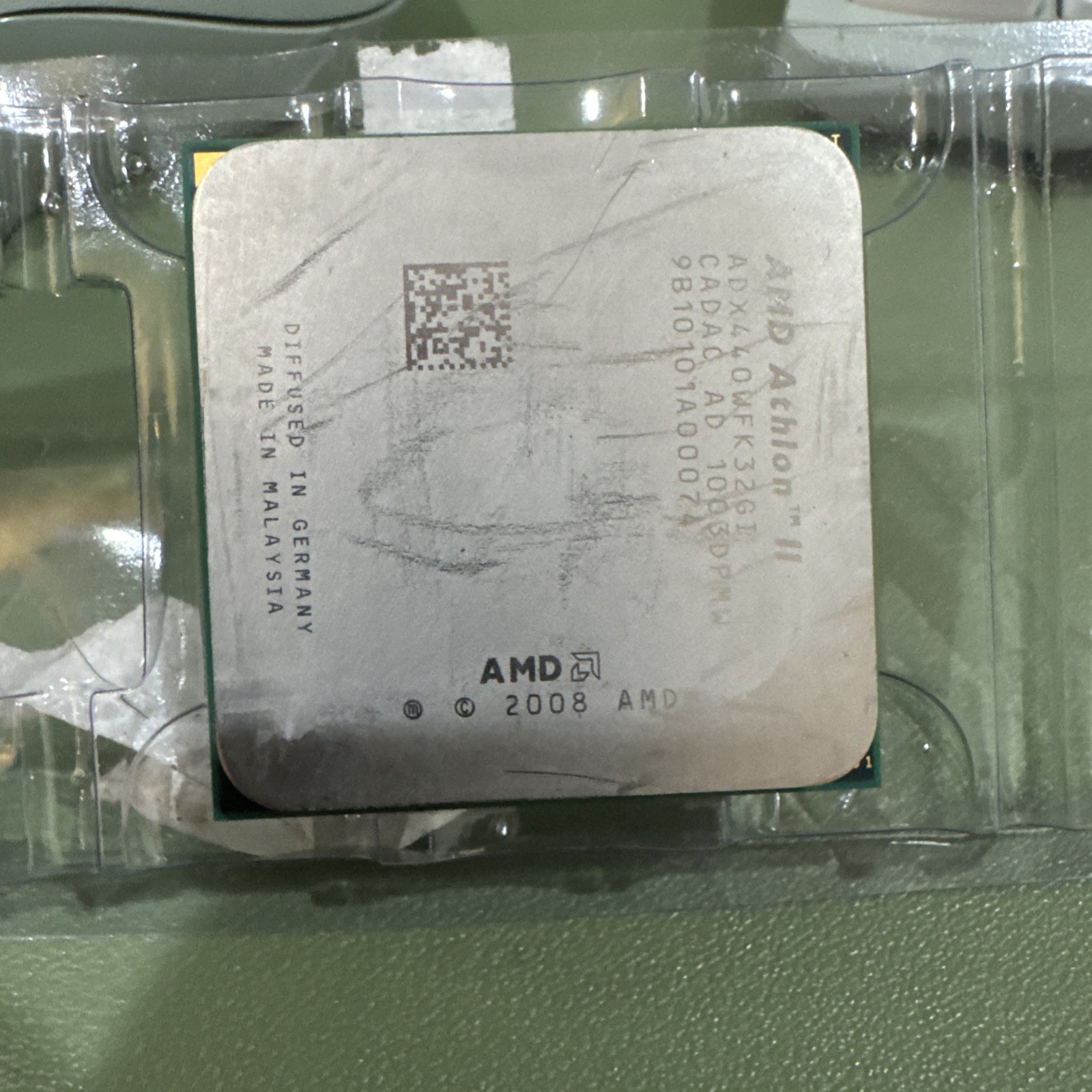 AMD Athlon II X 4  3.0GHz 640 Quad-Core Processor, ADX640WFK42GM, AM3, US SELLER