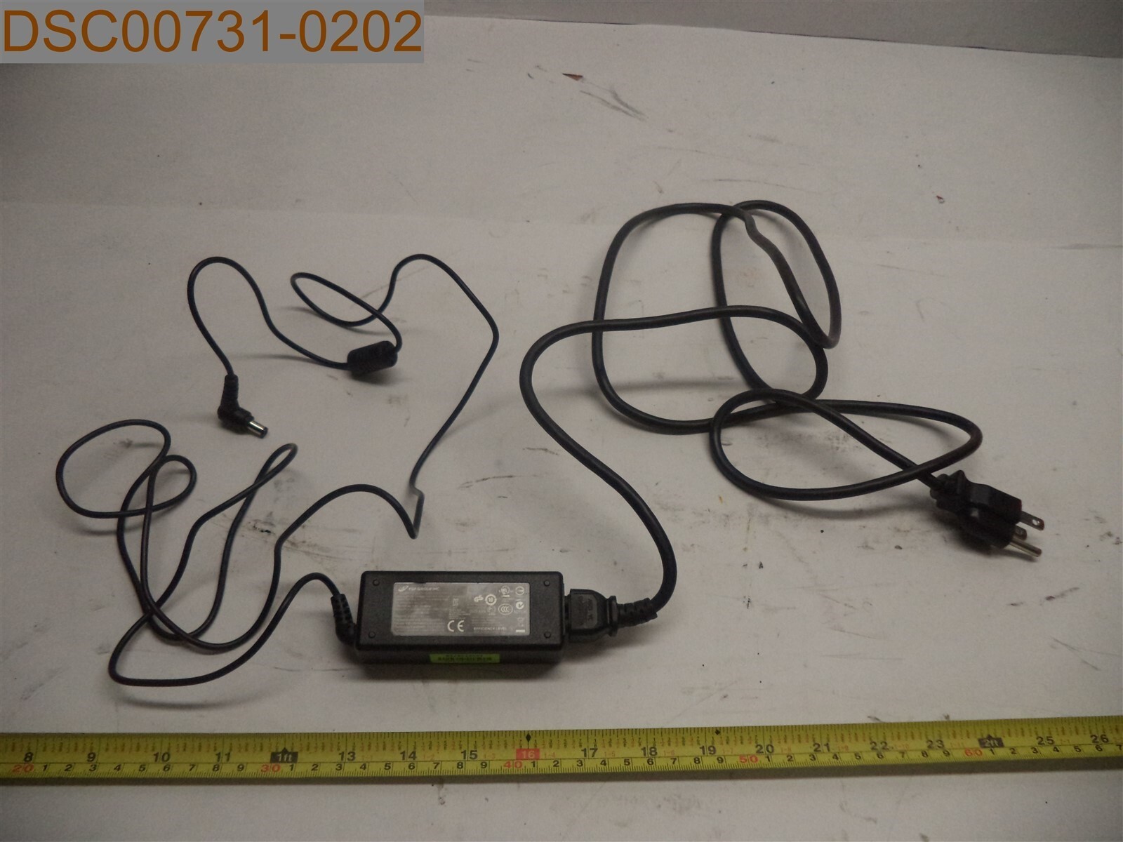 FSP Group FSP036-RAB Switching Power Adapter 12V, 1.5A, 50-60Hz, APH-3021102