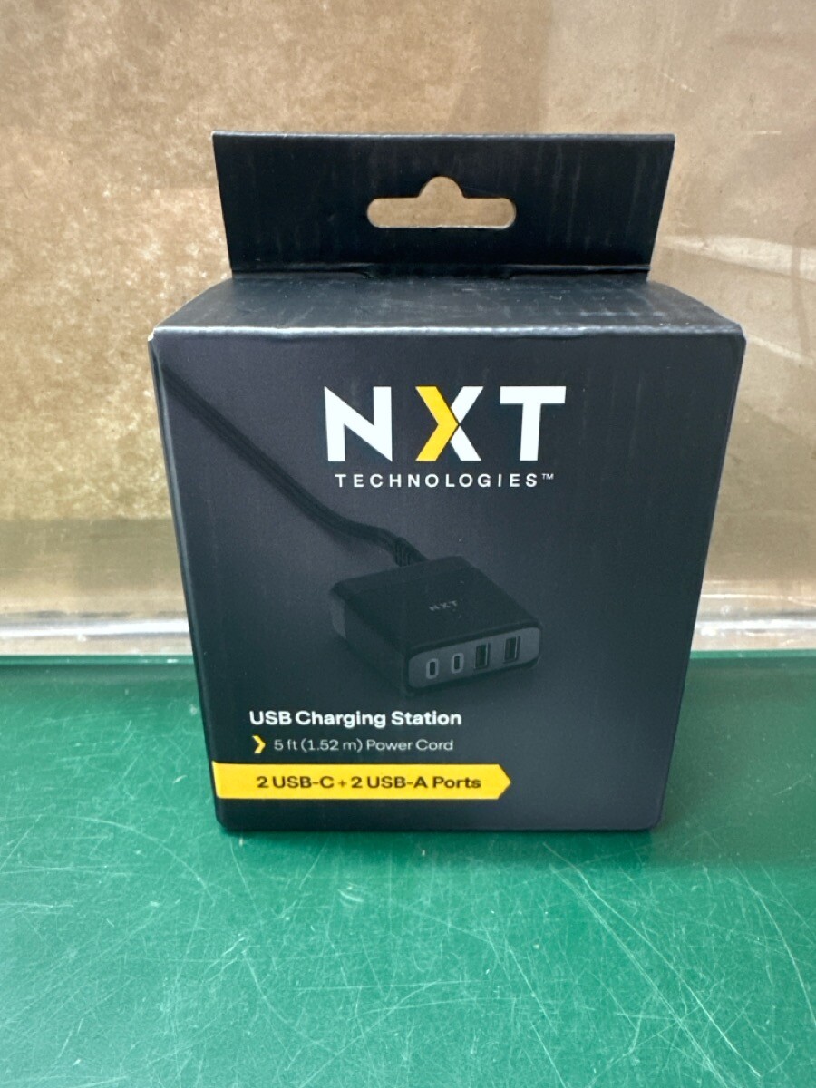 NXT Technologies NX61429 USB Charging Station (2 USB-C + 2 USB-A) (E10040988)