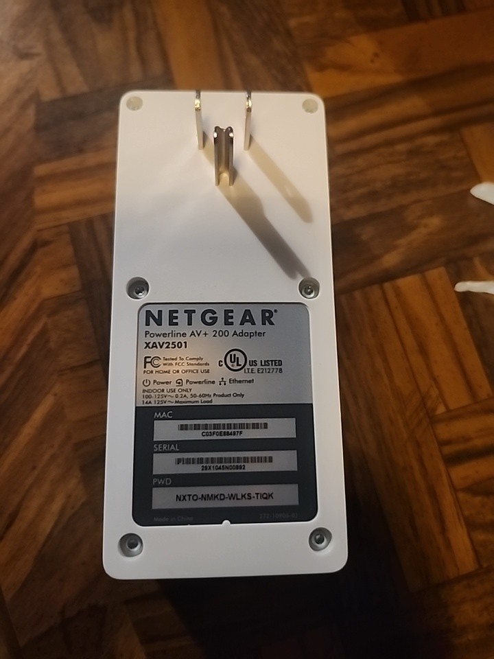 Netgear XAV2501 Powerline AV+ 200 Adapter with Pass-Thru Outlet - Tested