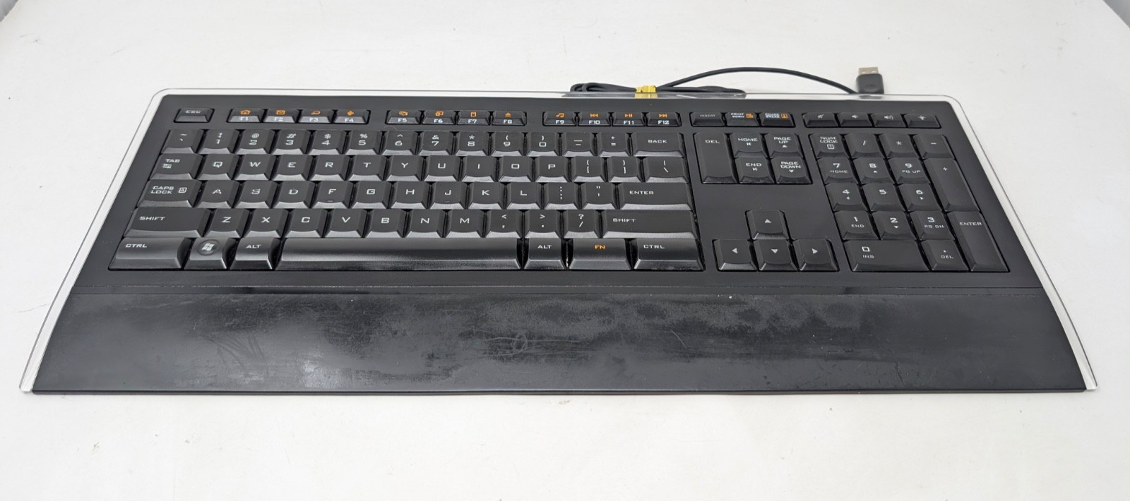 Logitech Illuminated K740 USB Wired Keyboard Y-UY95 – Tested Working – READ DESC