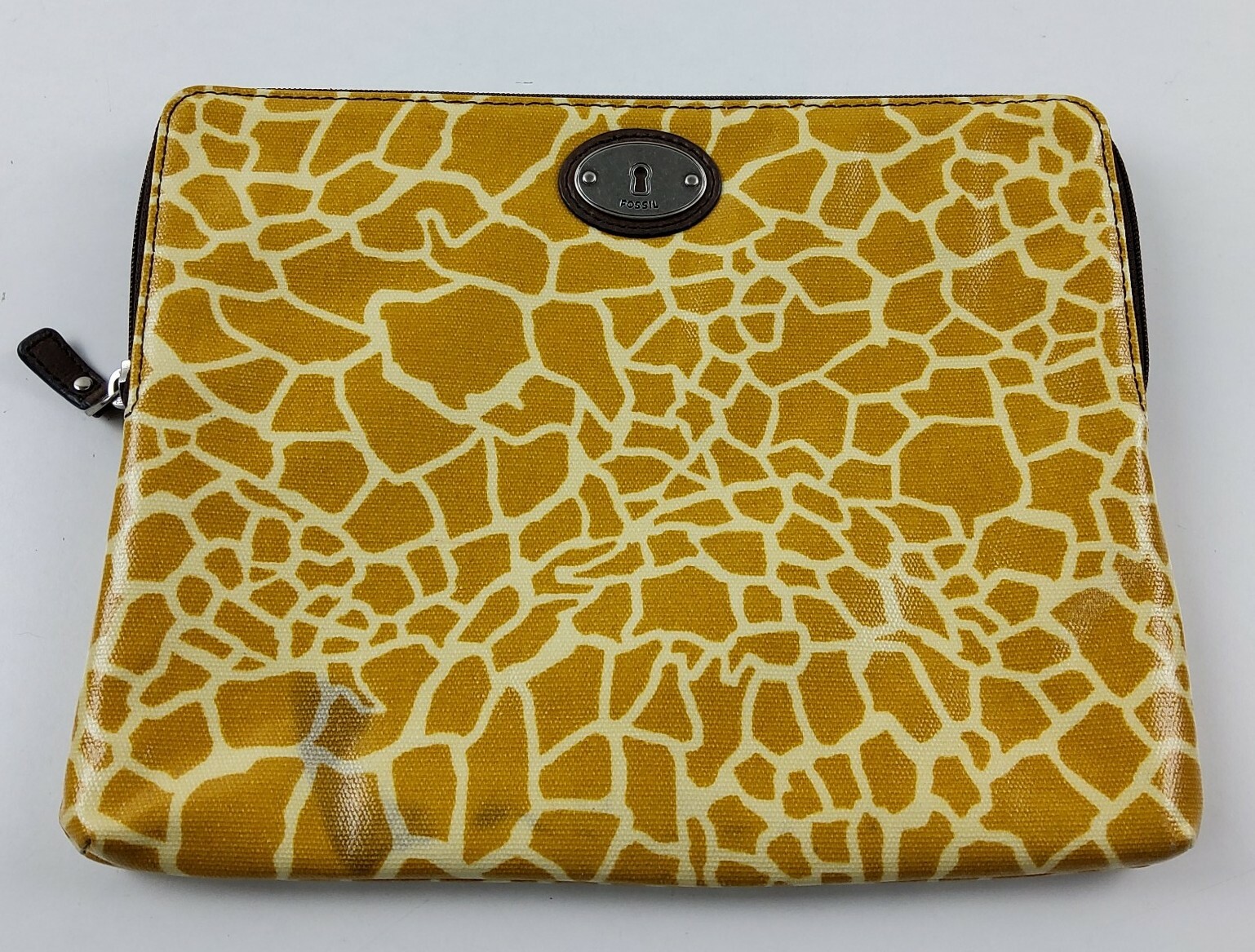 Fossil Key-Per Coated Canvas Zipper Giraffe Print Tablet iPad Case