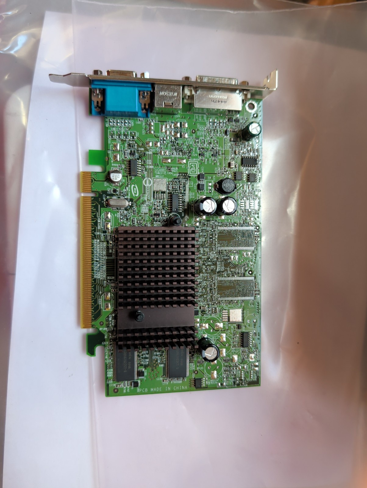 Dell 0P5288 Video Graphics Card ATI Radeon X300SE 128MB 102A3340600