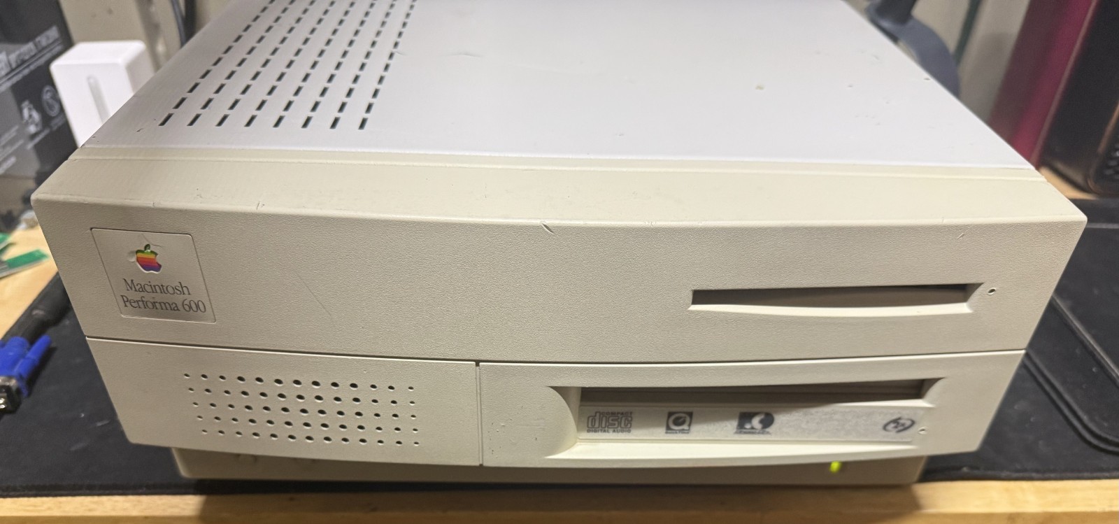 Apple Macintosh Performa 600 - RECAPPED Logic Board - 68MB RAM, 160MB HDD, CD
