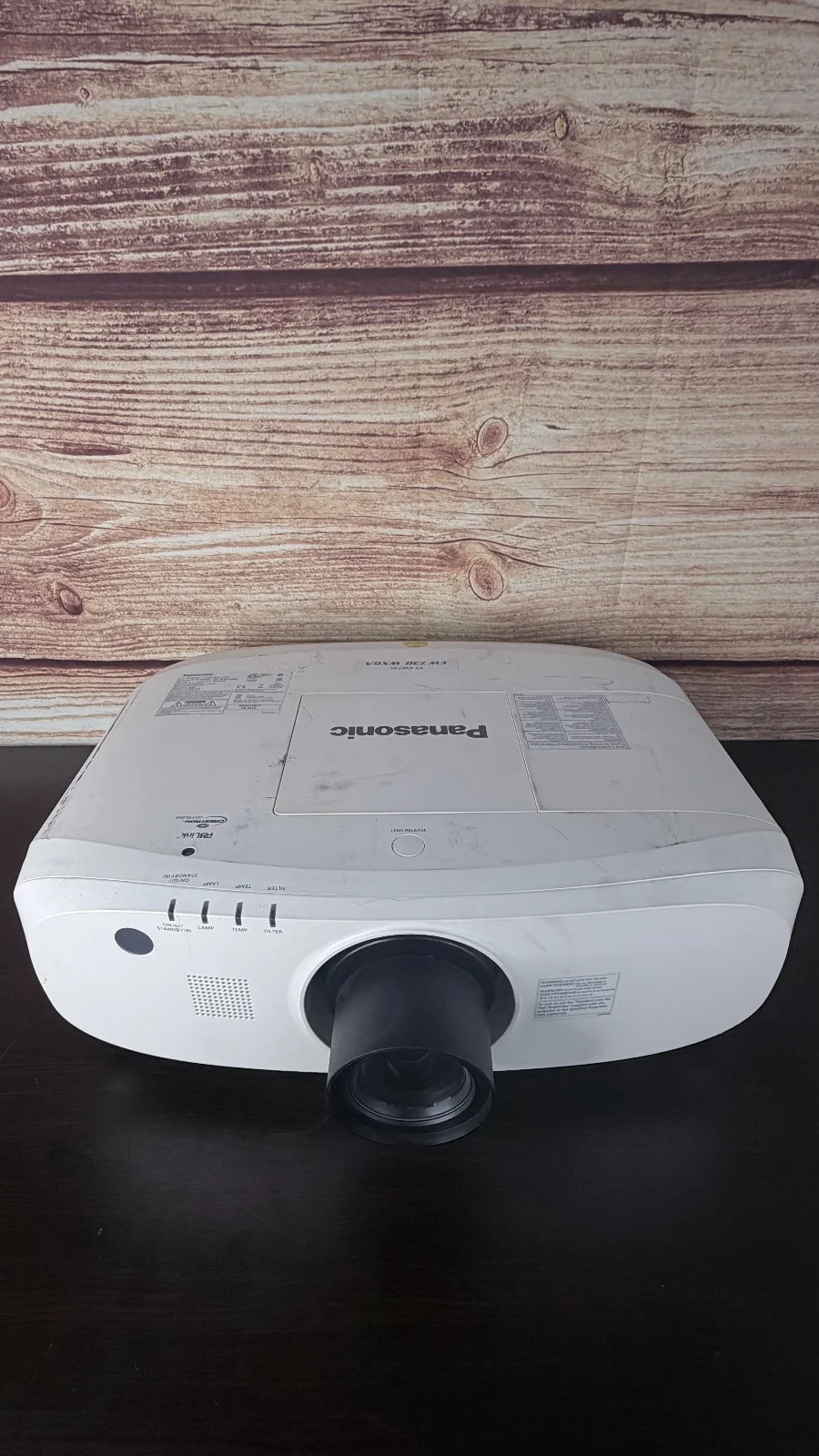 Panasonic pt-ew730 1879 hours