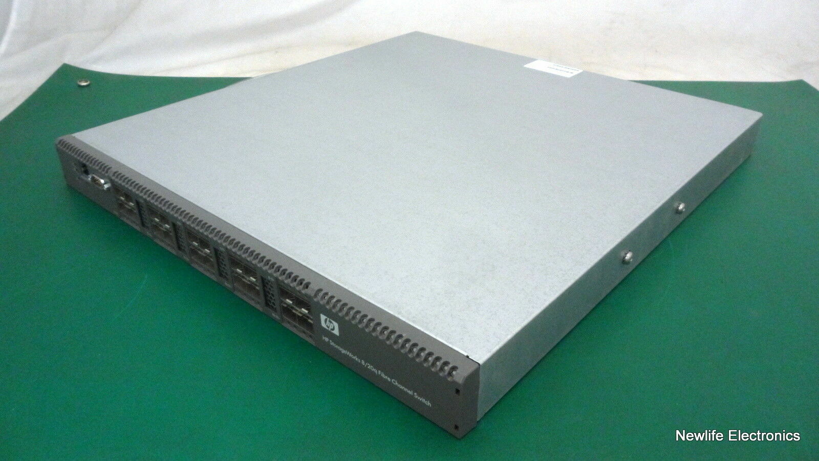 HP 465713-001 StorageWorks 8/20q 8-port Fiber Channel Switch