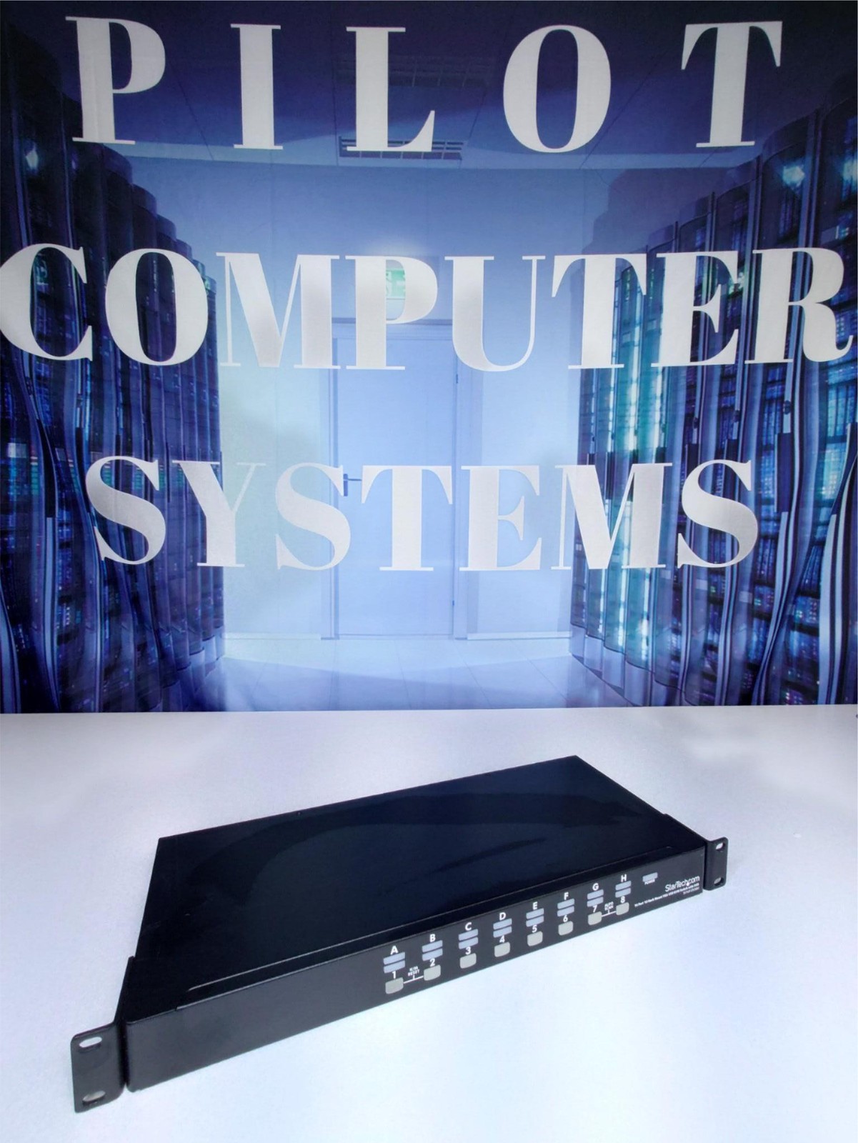 StarTech.com  (SV1631DUSBU) 16-Ports External KVM switch USB cascadable