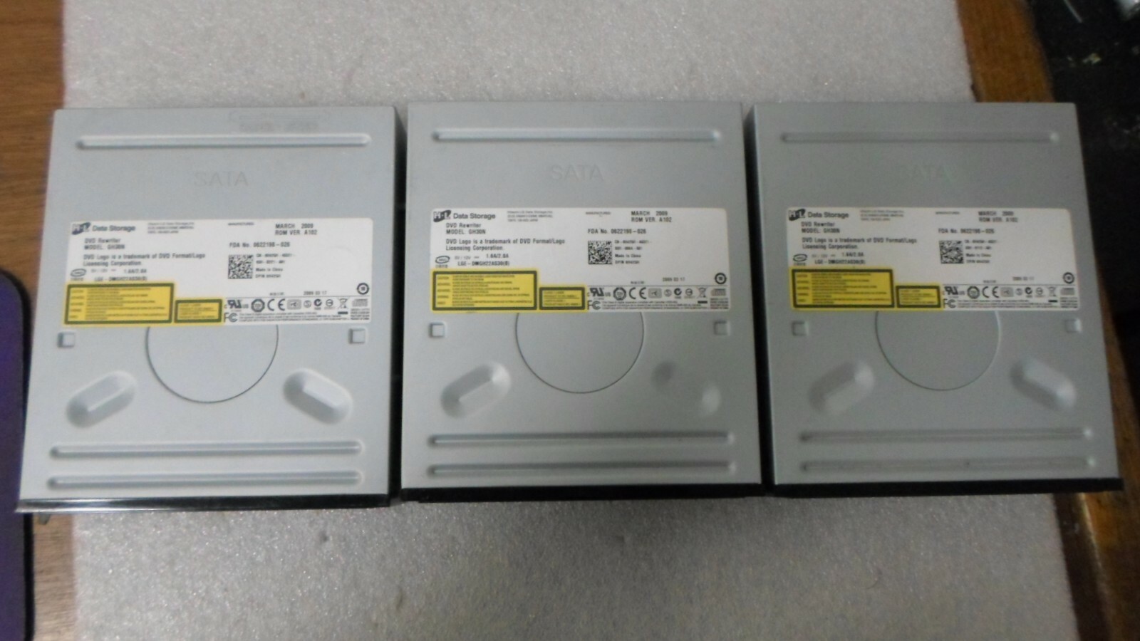 HITACHI GH30N DELL 0H425H CD/DVD-RW DRIVE LOT OF 3