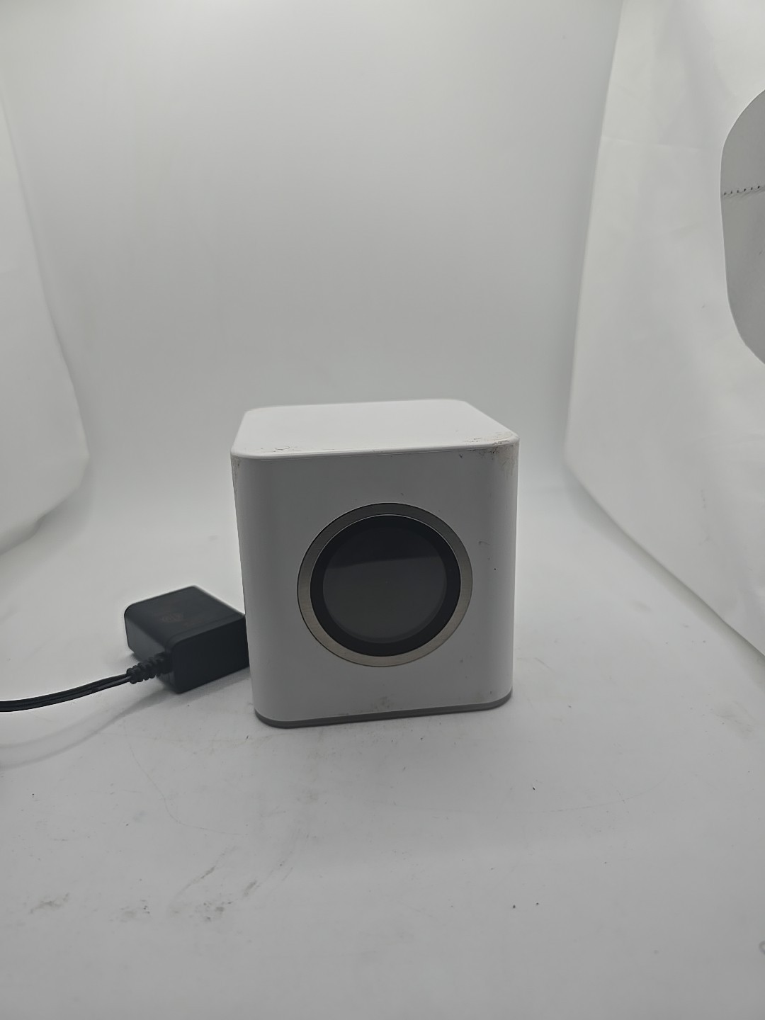 Ubiquiti AmpliFi HD AFi-R Dual-Band Wi-Fi Router with Adapter – 1750 Mbps