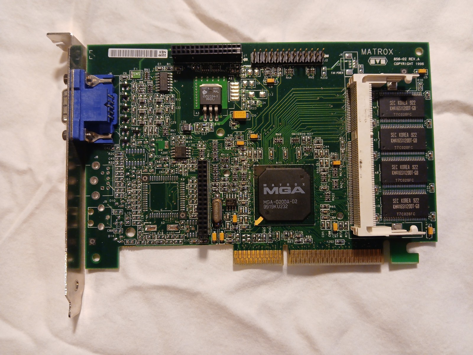 Matrox Millennium G200 8MB AGP VGA Graphics Card Compaq 402125-001 Vintage