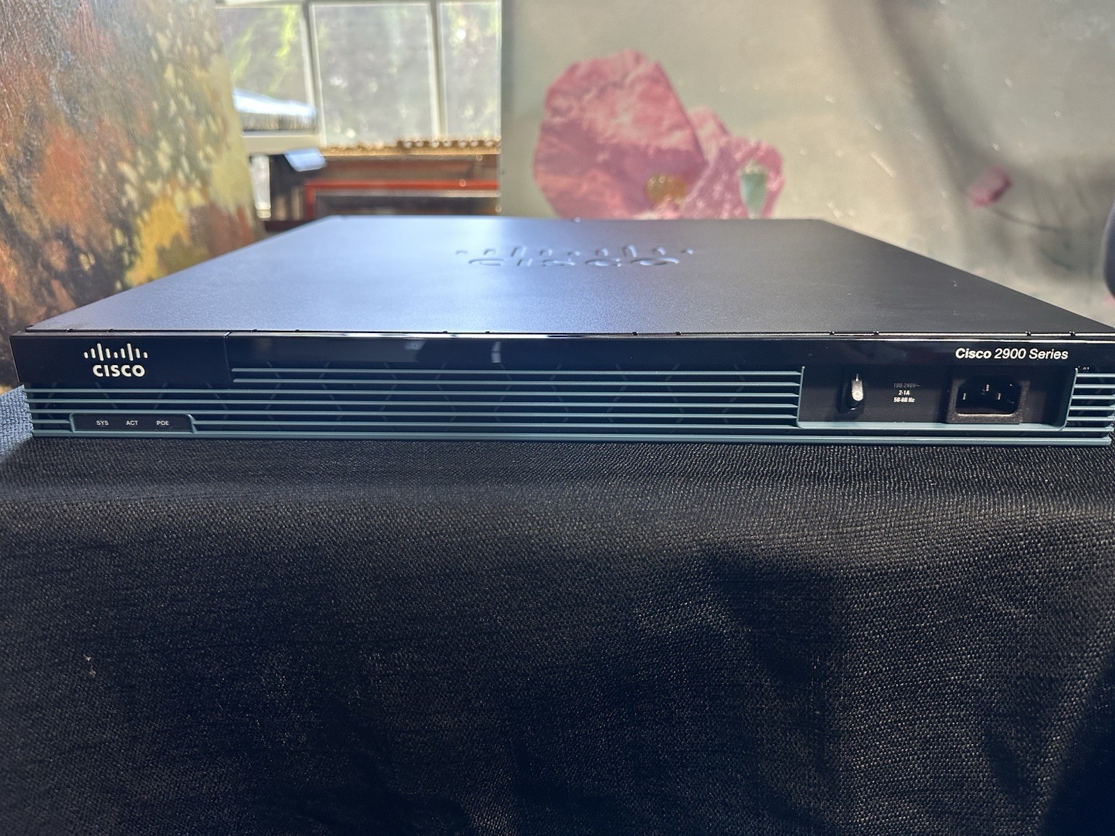 CISCO 2900/K9 V06 Gigabit Integrated Services Router 2 Port GE.