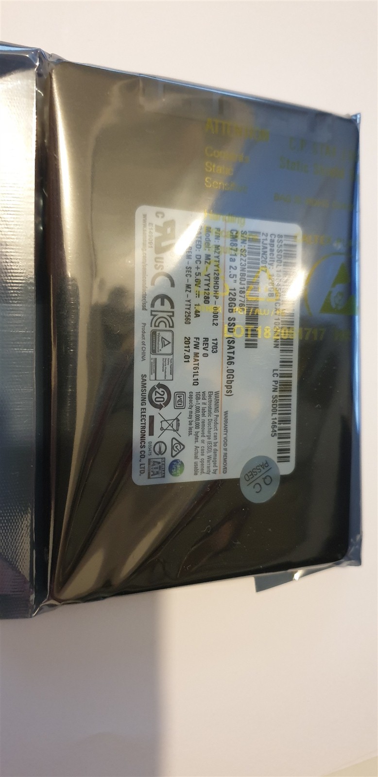 Samsung SATA-III 128GB 2.5'' Internal SSD CM871a For Laptop MZYTY128HDHP-000L2
