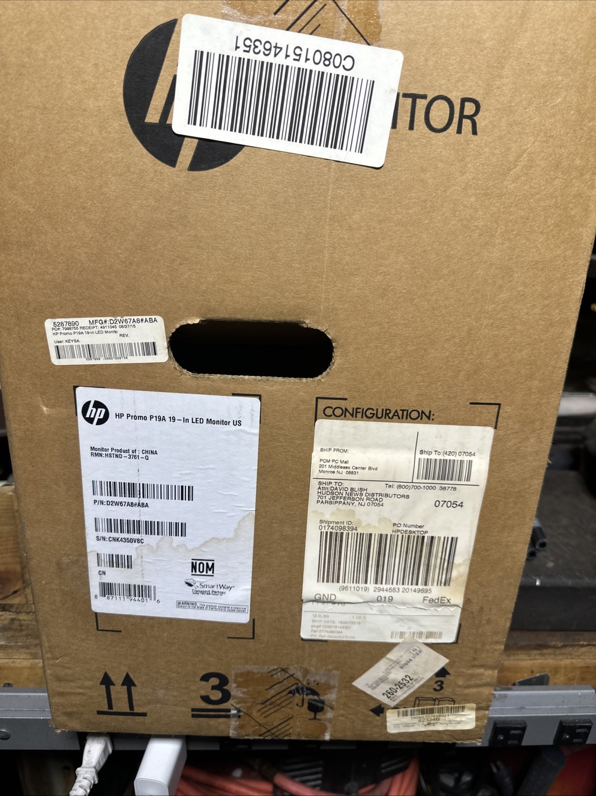 NEW OLD STOCK HP PROMO P19A LED MONITOR OPENED FOR INSPECTION ONLY