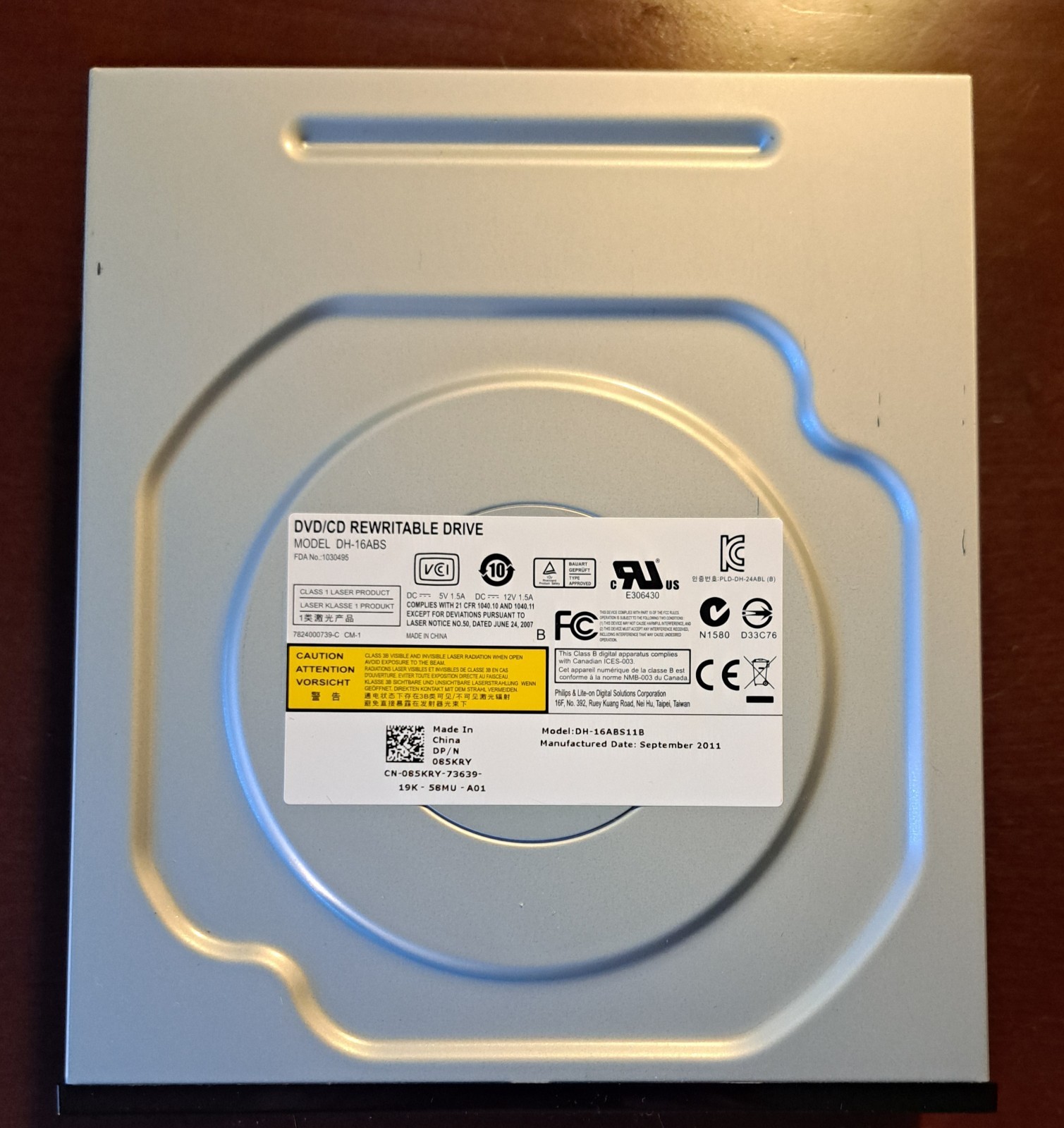 Philips Lite-ON DH-16ABS DVD/CD Rewritable Drive (Black), SATA