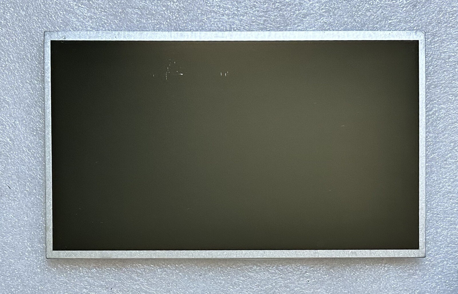 AU Optronics 12.5" Matte HD LCD Laptop Screen Panel B125XW02 V.0 mark on screen