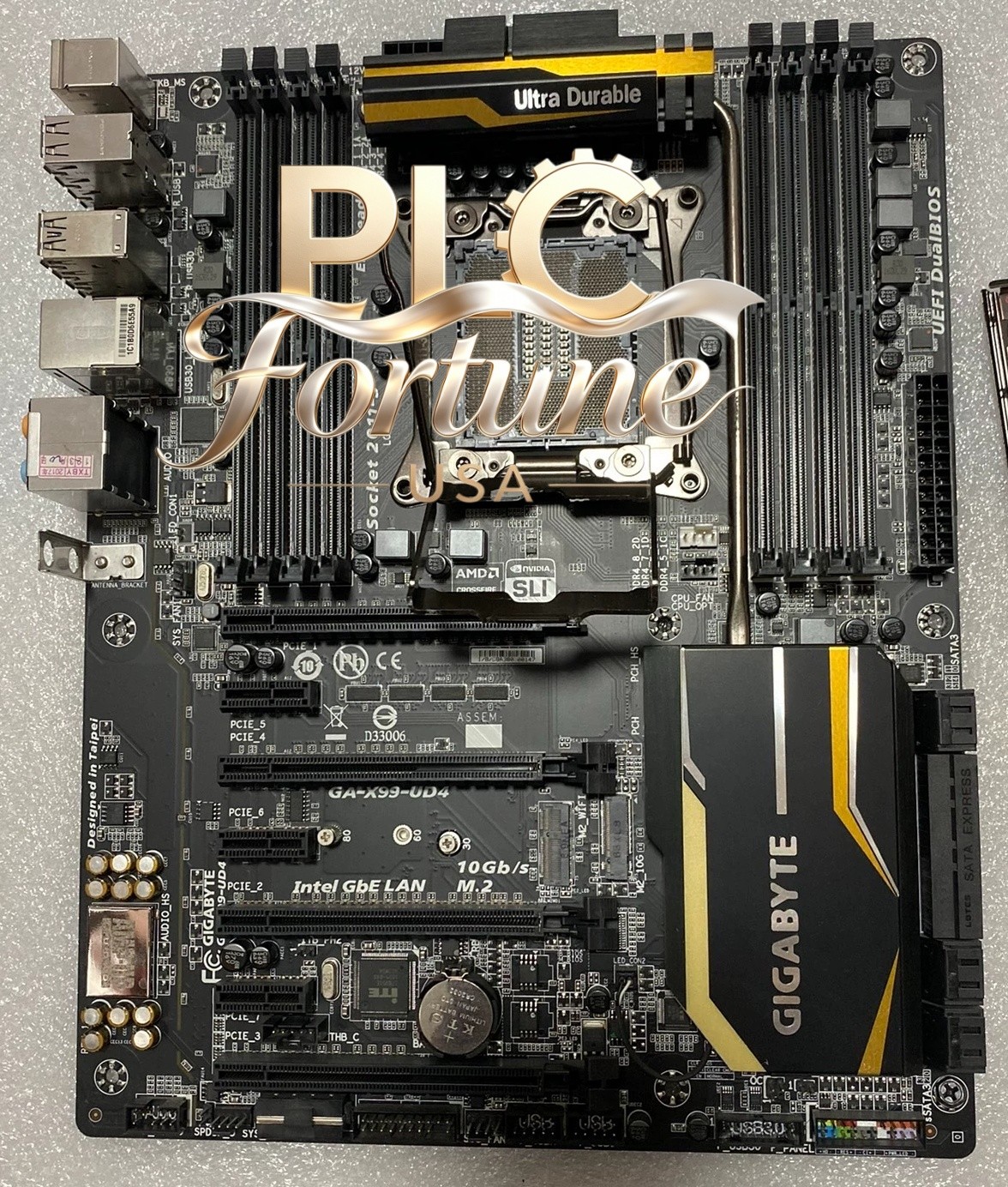 Used Gigabyte GA-X99-UD4 Intel X99 LGA 2011-3 8×DDR4 DIMM ATX M.2 Motherboard