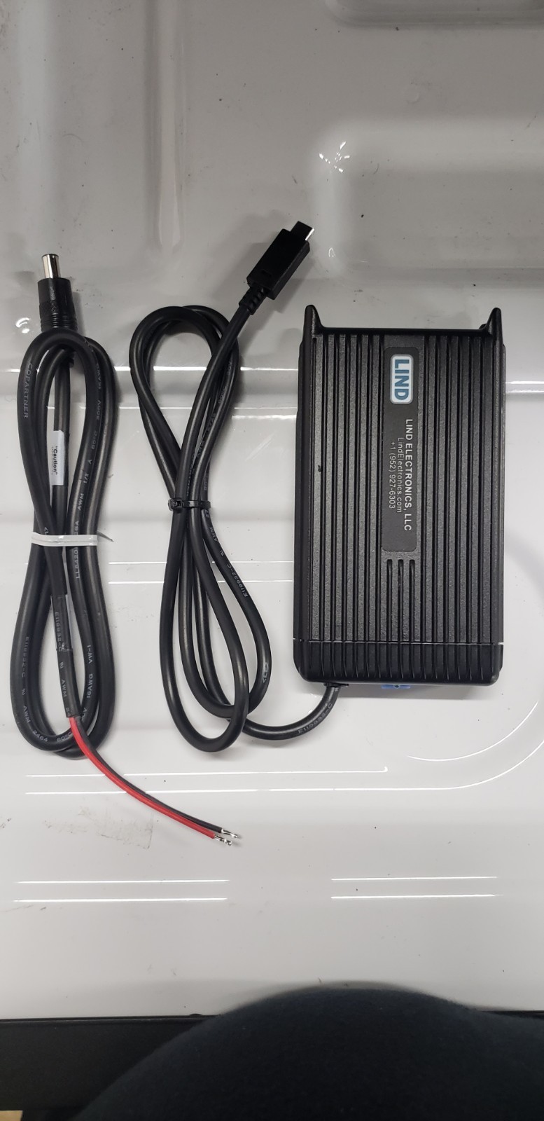 Lind Electronics USBC100-5461 DC/DC Mobile Adapter New Hardwire Input 11-16V