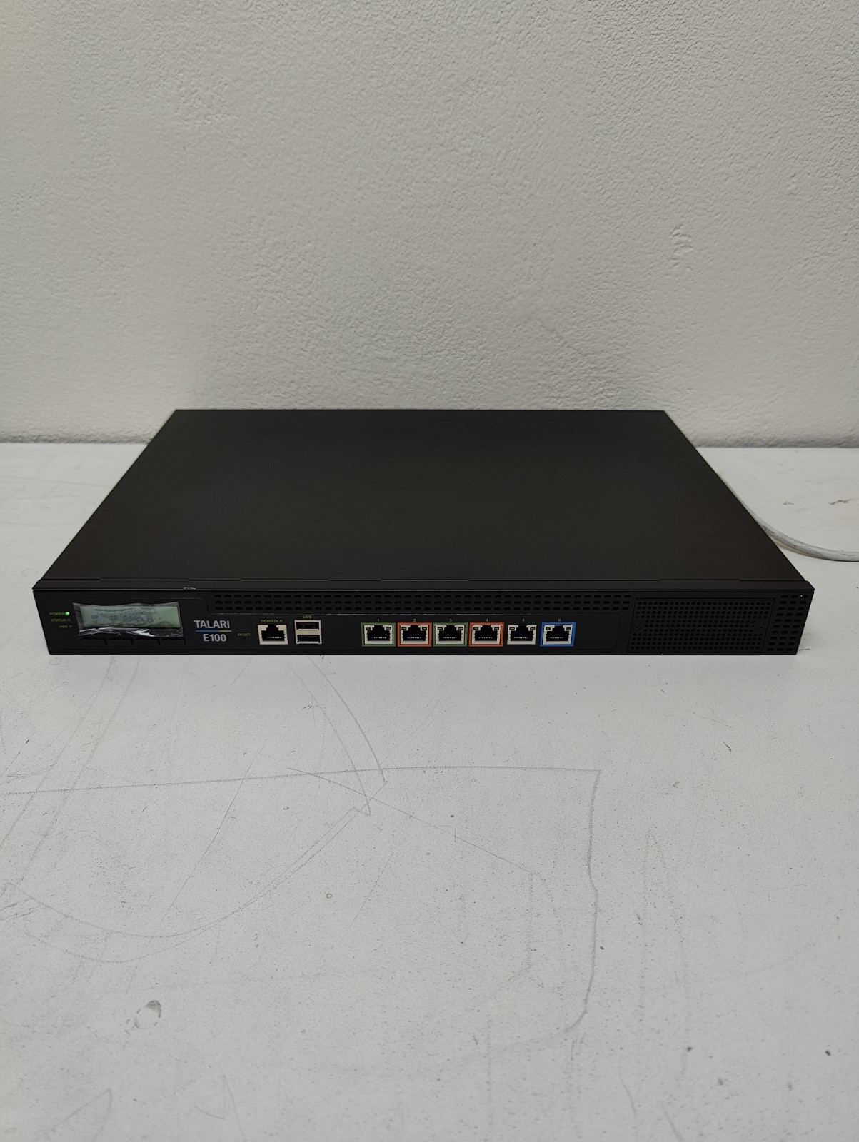 Talari E100 Adaptive Private Networking Appliance