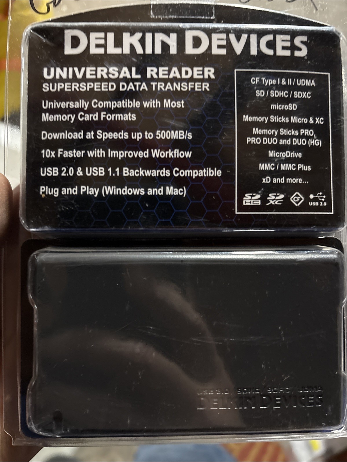 Delkin USB 3.0 Universal Memory Card Reader (DDREADER-42) Gray