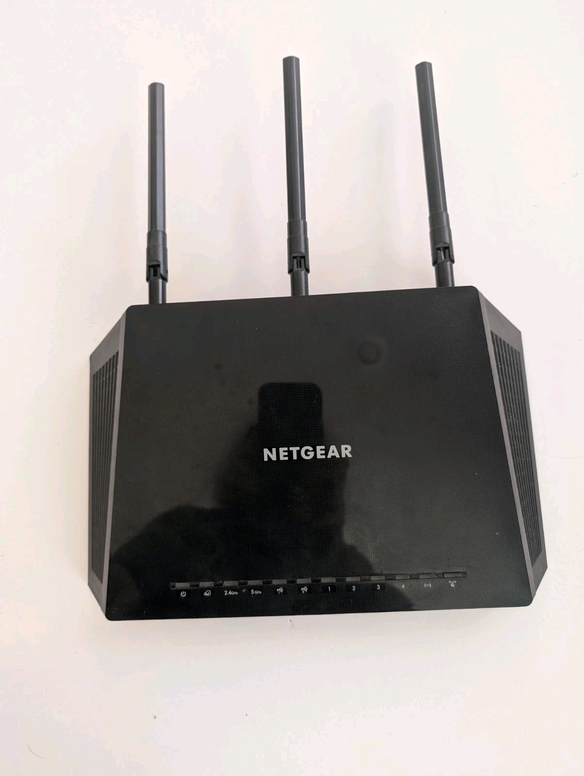 Netgear AC1750 Smart WiFi Router Model R6400