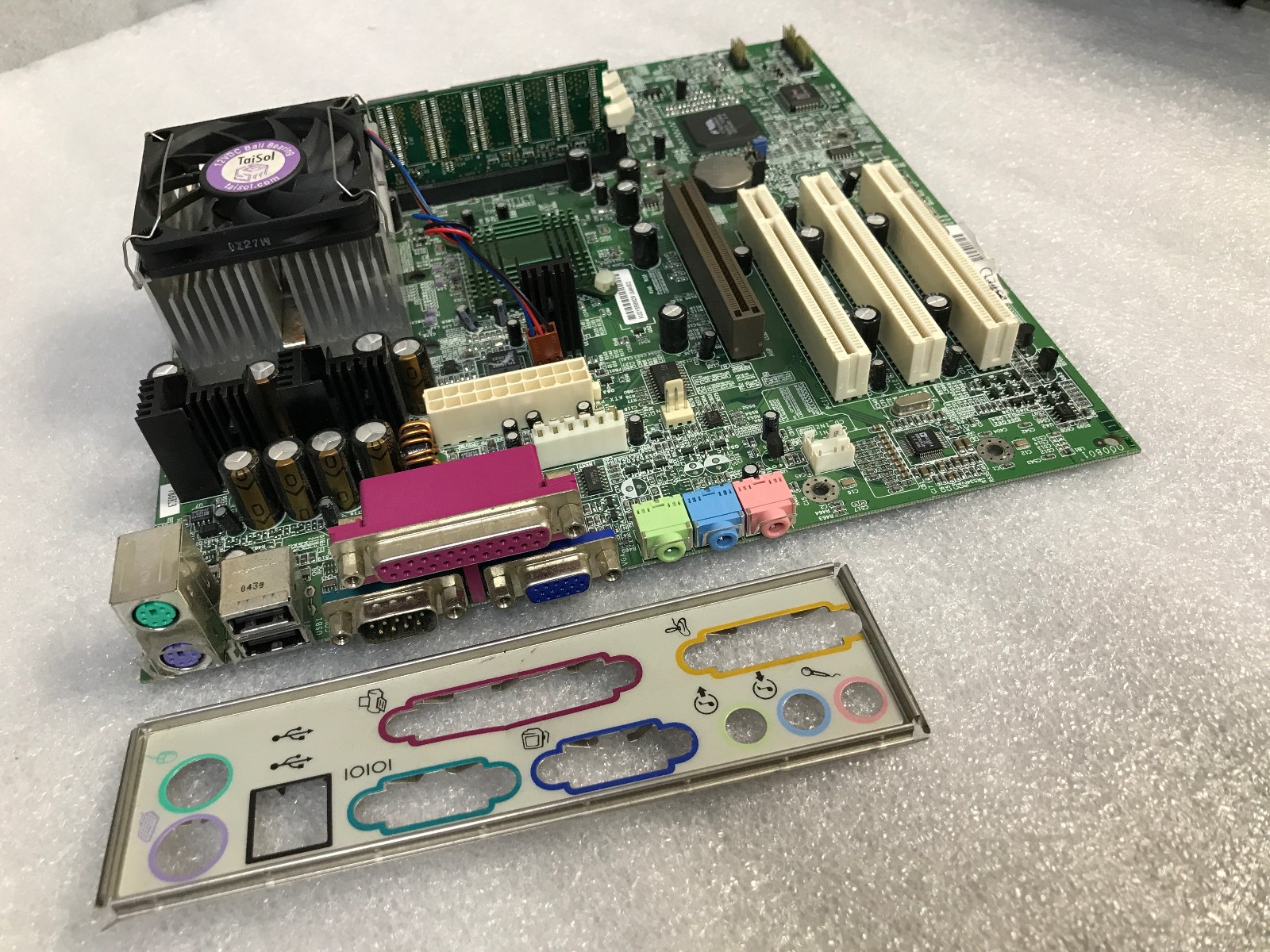HP/Compaq UWAVE2 232148-002 , KU21558929 W/ Memory, CPU, Heat Sink & I/O Panel