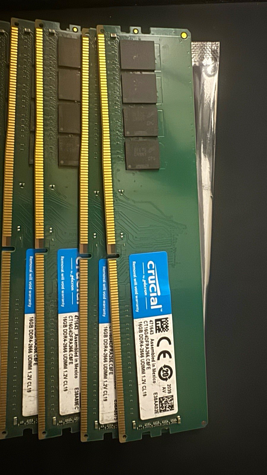 Crucial 16GB DDR4-2666 UDIMM RAM Module CT16G4DFRA266.C8FE