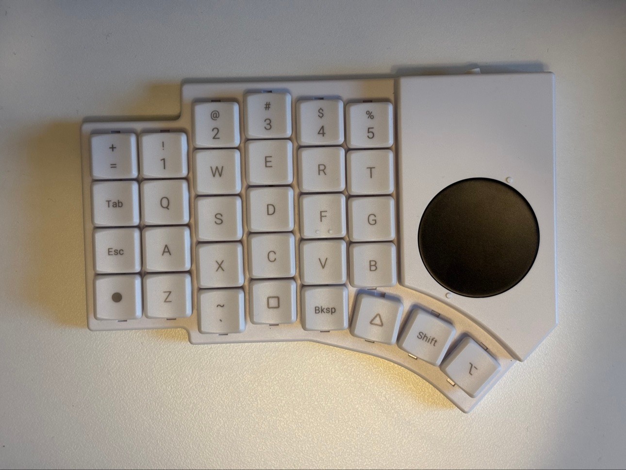 MoErgo Go60 Split Ergonomic Keyboard - White Plum Blossom Silent Linear Switches