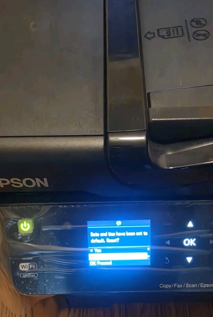 Epson WorkForce WF-3530 All-in-One Printer - Powers On