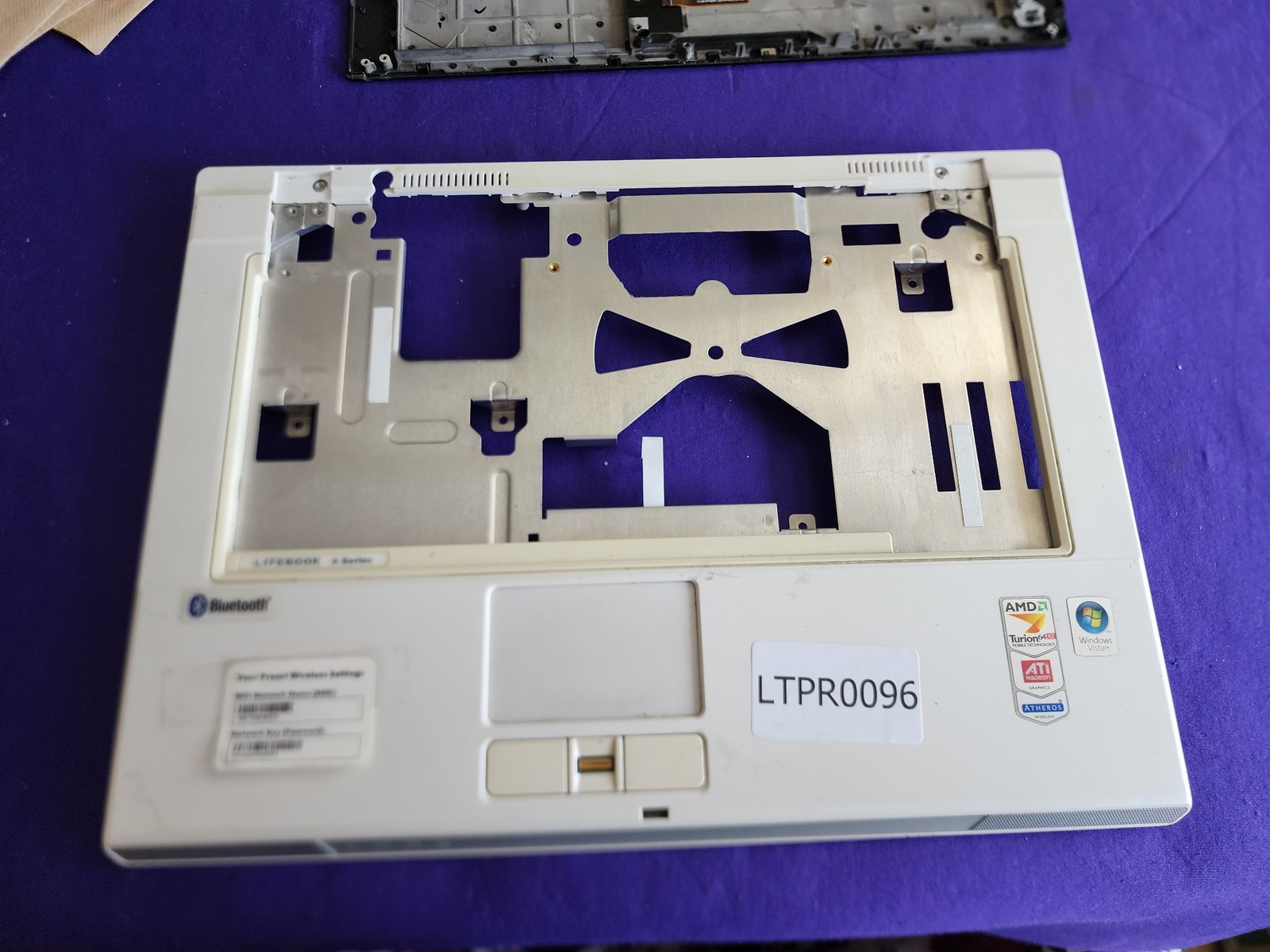LTPR0096 - Fujitsu Lifebook S Series Palmrest Touchpad