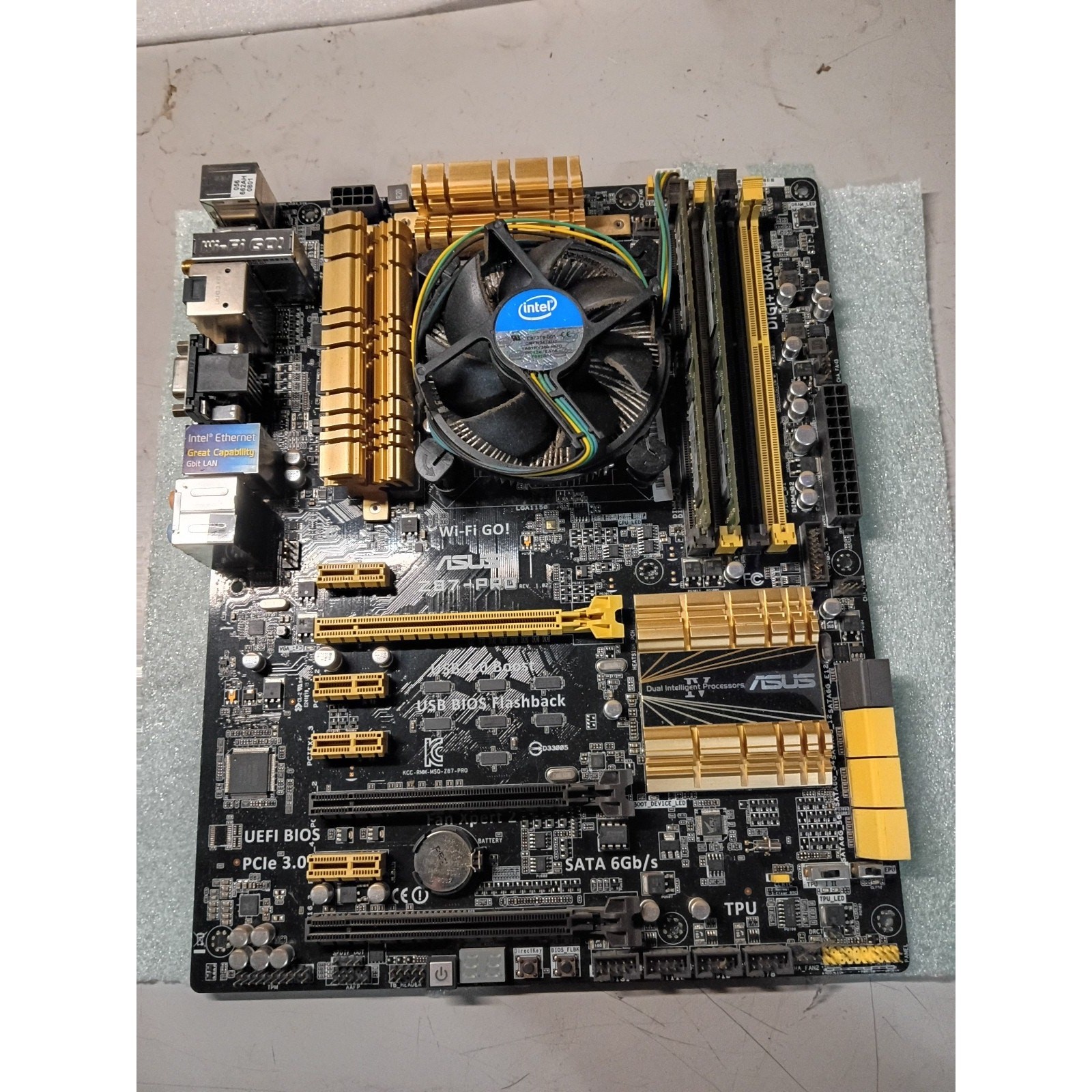 ASUS Z87-PRO Motherboard Intel Core i5-4570s 2GB PC3-12800 Heatsink tested