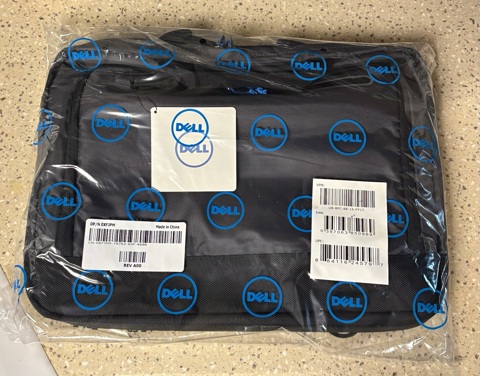 Dell Urban Briefcase Padded Polyester Laptop Briefcase 15 in Gray/Black (SEALED)