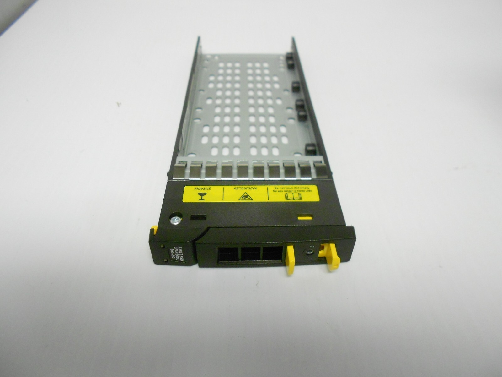 U85364 HPE 3PAR StoreServ 7200 7400 8200 710386001 M6710 Hard Drive Tray G2U