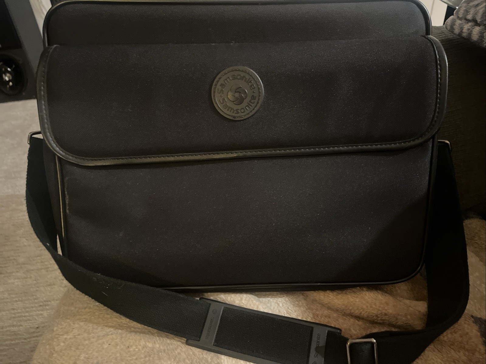 Samsonite Guardian Series Padded Laptop Computer Case Black Canvas Zipper