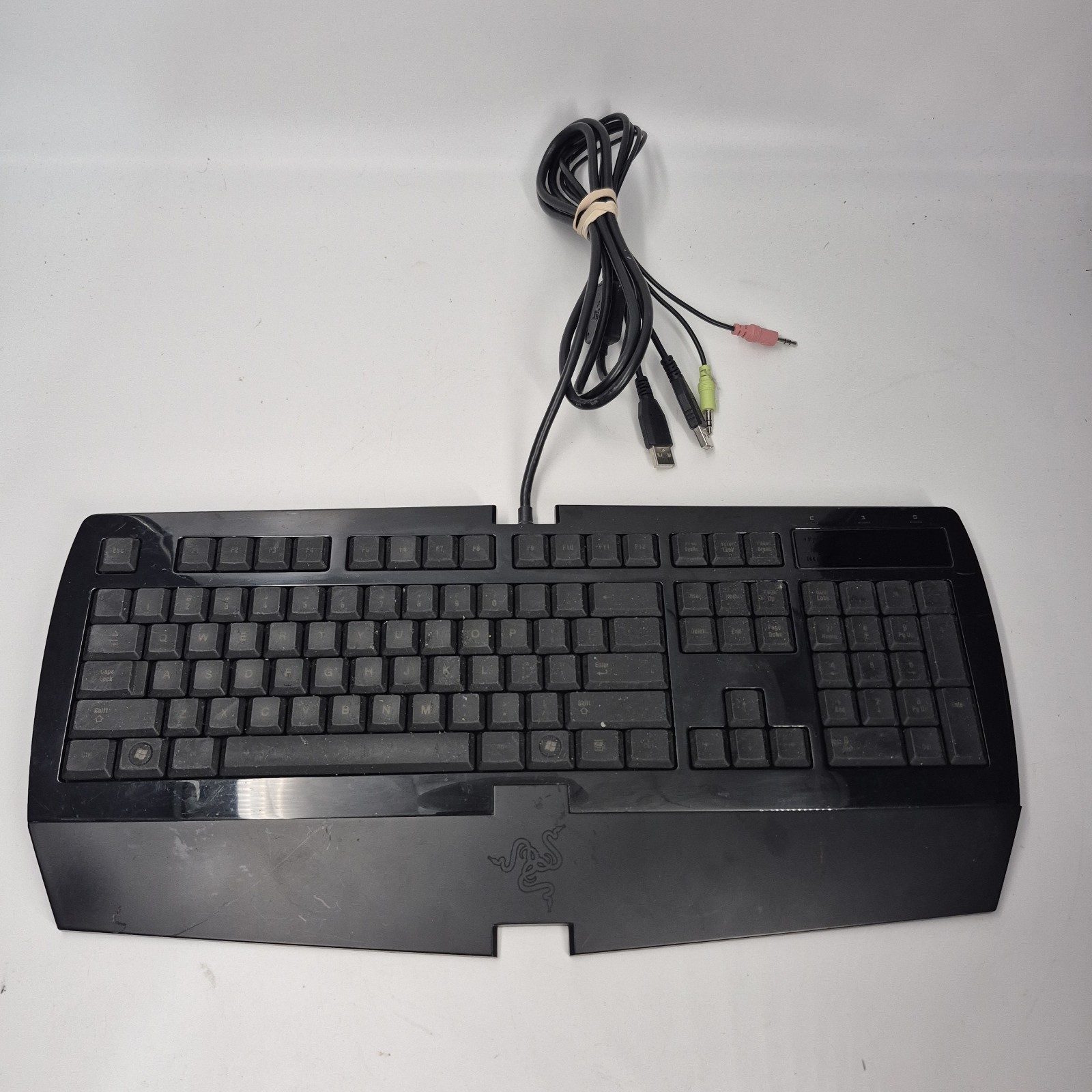 Razer Lycosa RZ03-0018 USB Wired Color Backlight Gaming Keyboard