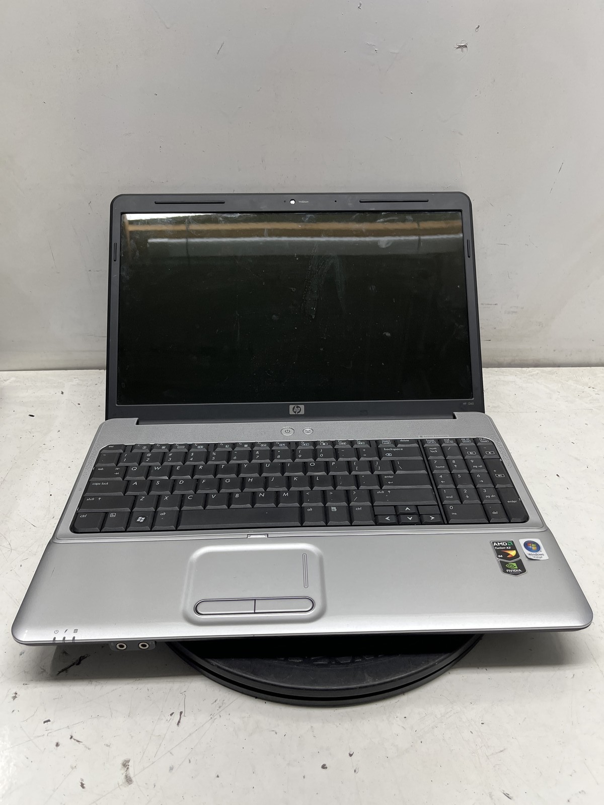 HP G60-445DX AMD Turion RM-75 2.2GHz 3GB NO HDD