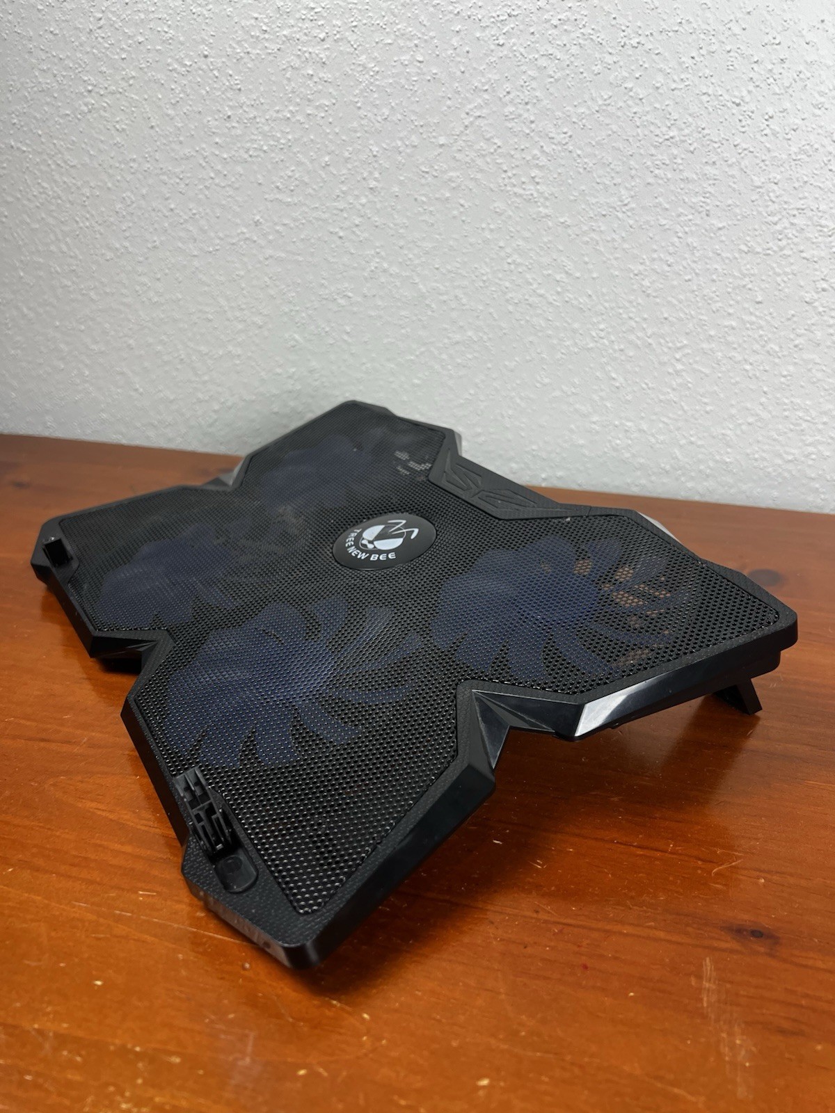 Tree New Bee High Performance Cooling Pad – Model TNB-K0025 & Blue Led
