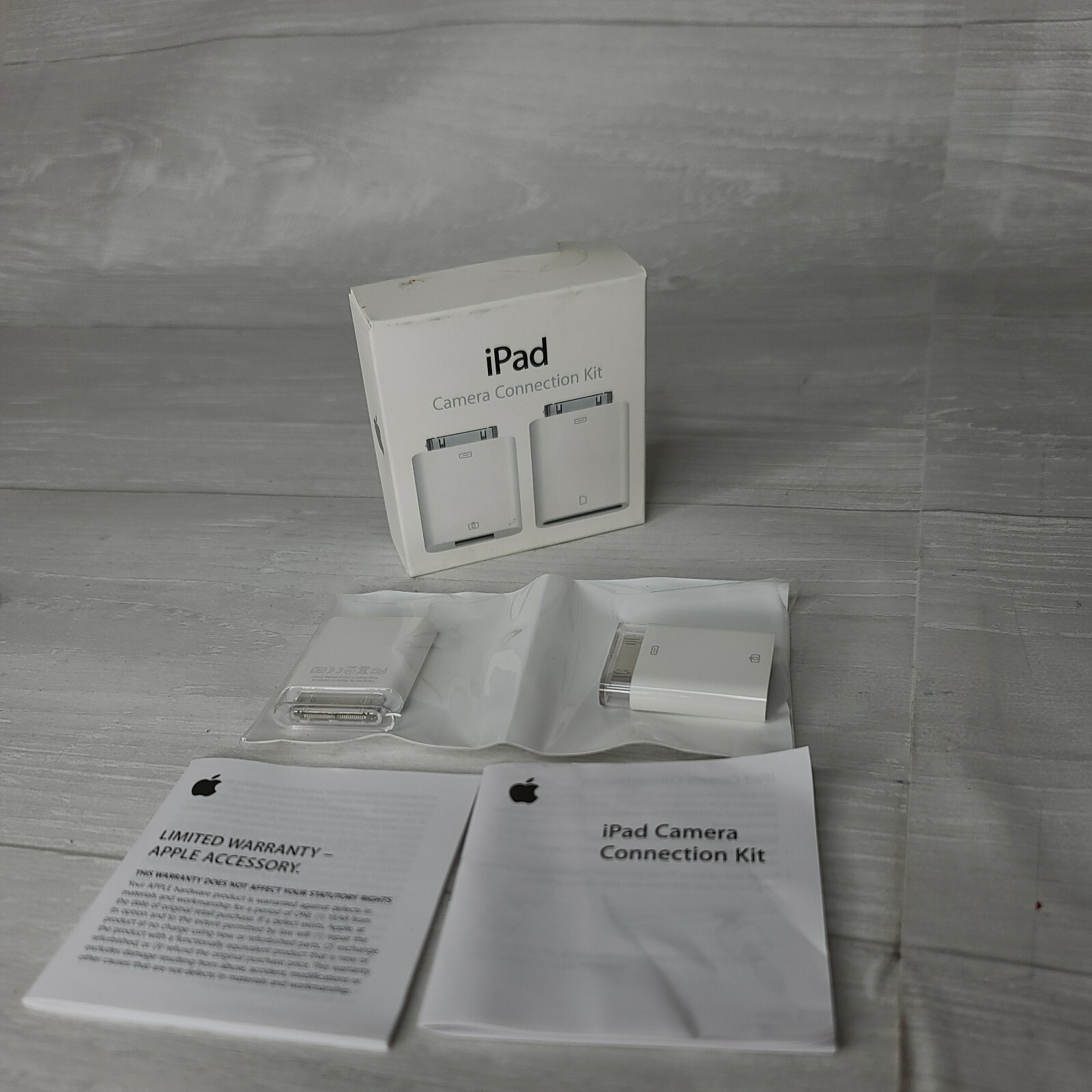 Original Apple iPad Camera Connection Kit (30-Pin),MC531ZM/A ,A1358, A1362 (NOB)