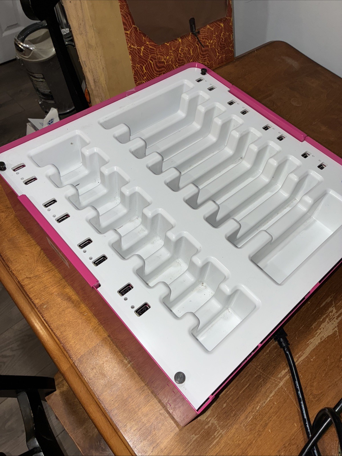 Bretford Custom Charging Drawer For 11-inch iPad Pro - 8 x TMDRAWER8PRO11 TESTED