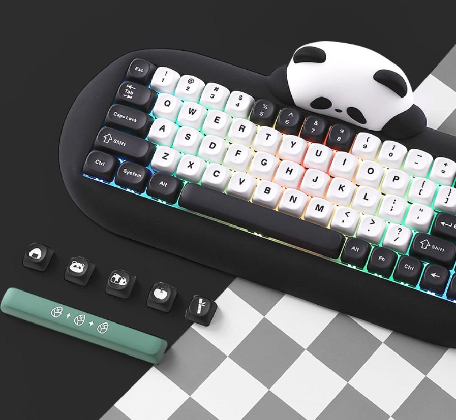 Yunzii Universe C68 Panda Three-mode Wireless Keyboard with Wrist Rest
