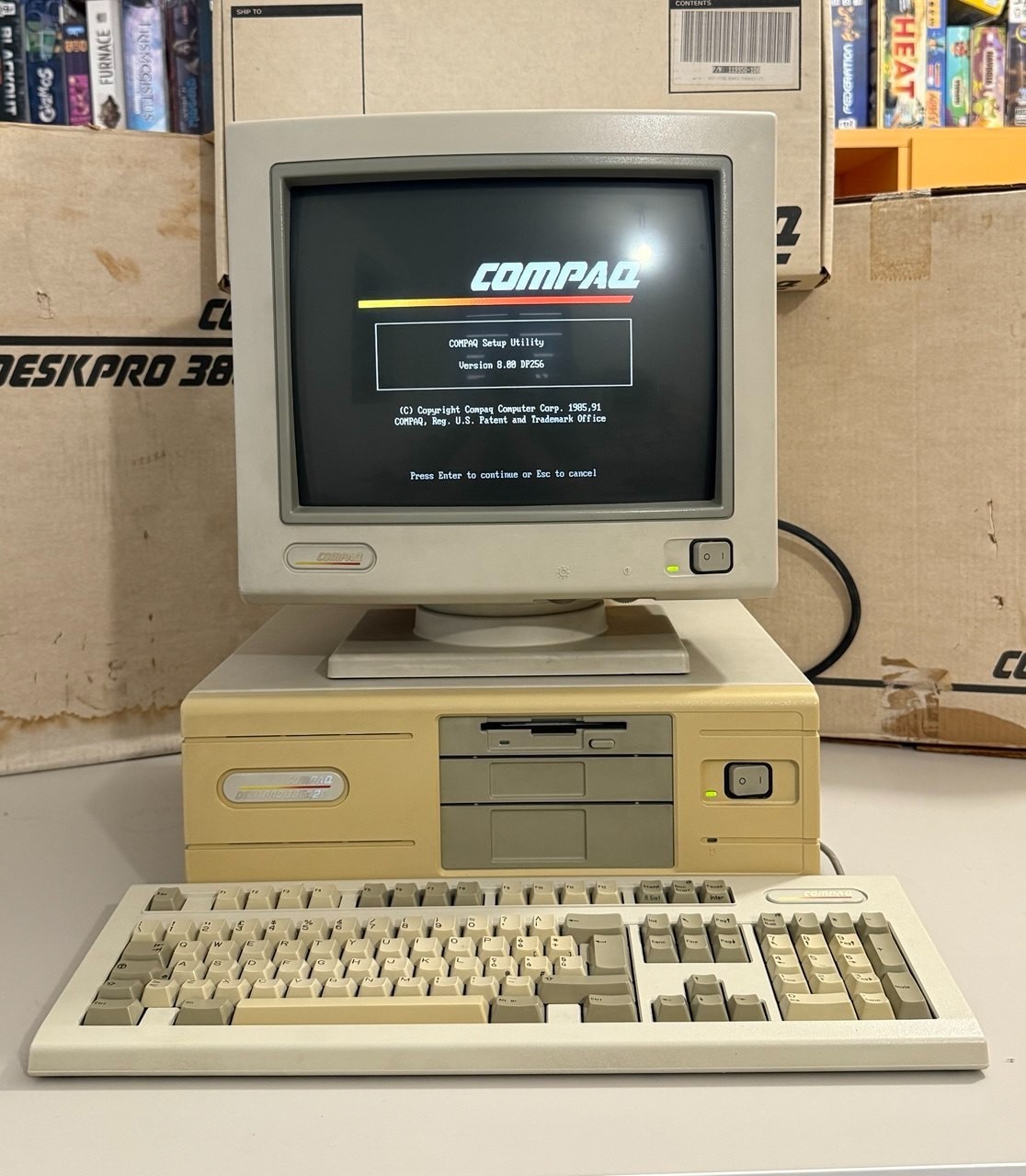 Compaq Deskpro 386s/20 4MB + 420SC CRT Monitor Keyboard Original Boxes